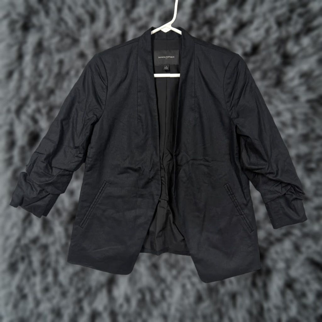 Banana Republic Banana Republic Blazer Womens Size 2 Black Solid Tuxedo Open Front Jacket Office Formal Vintage No Button Long Sleeve Size XS / US 0-2 / IT 36-38 - 1 Thumbnail