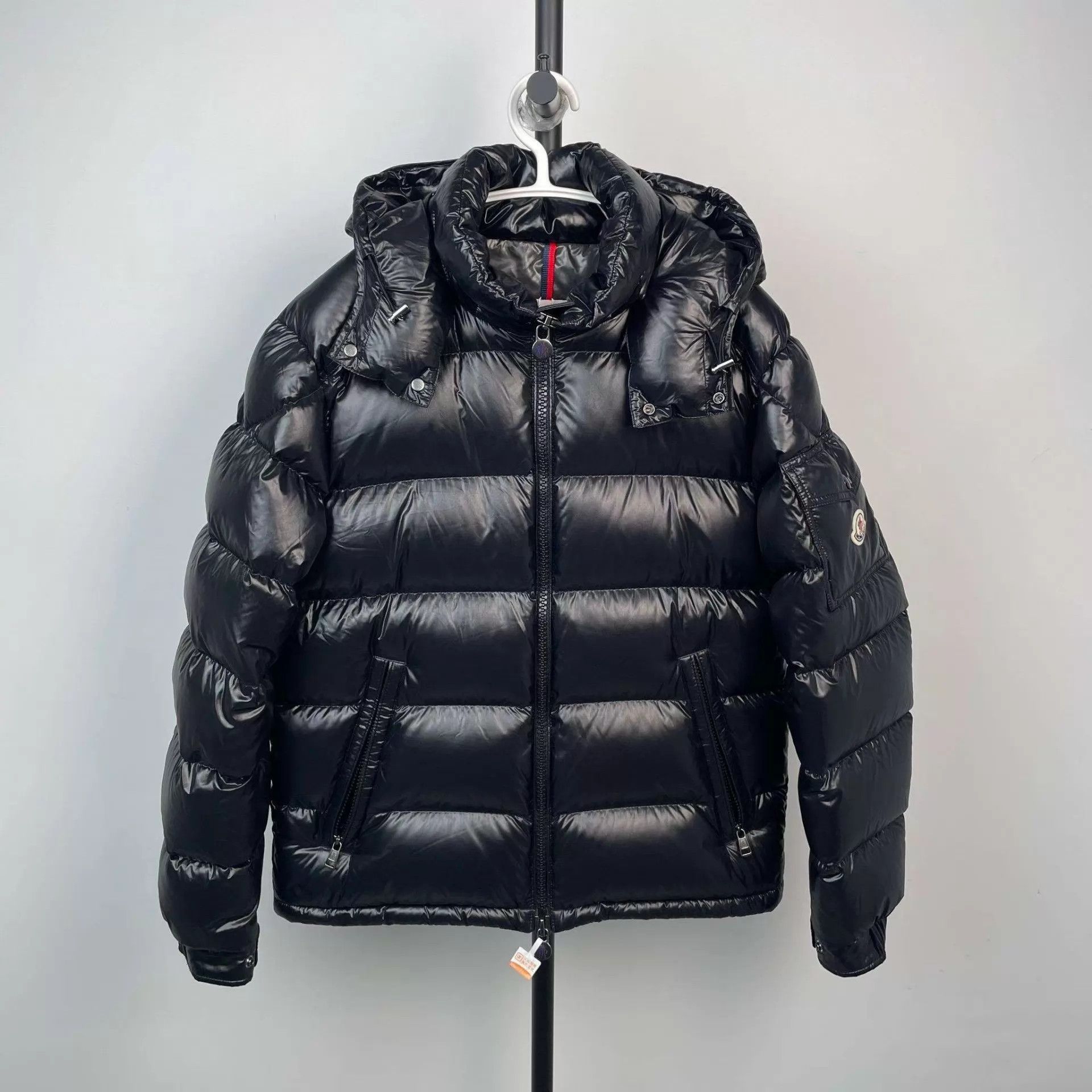 Moncler Moncler down jacket 2 black Size US M / EU 48-50 / 2 - 1 Thumbnail
