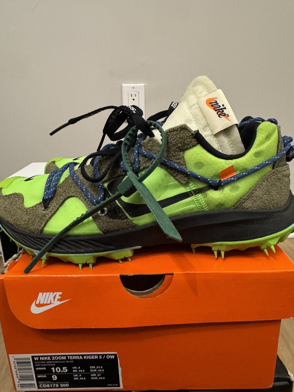 Nike × Off-White Nike Off-White x Air Zoom Terra Kiger 5 CD8179 Size 9 Size US 9 / EU 42 - 1 Thumbnail