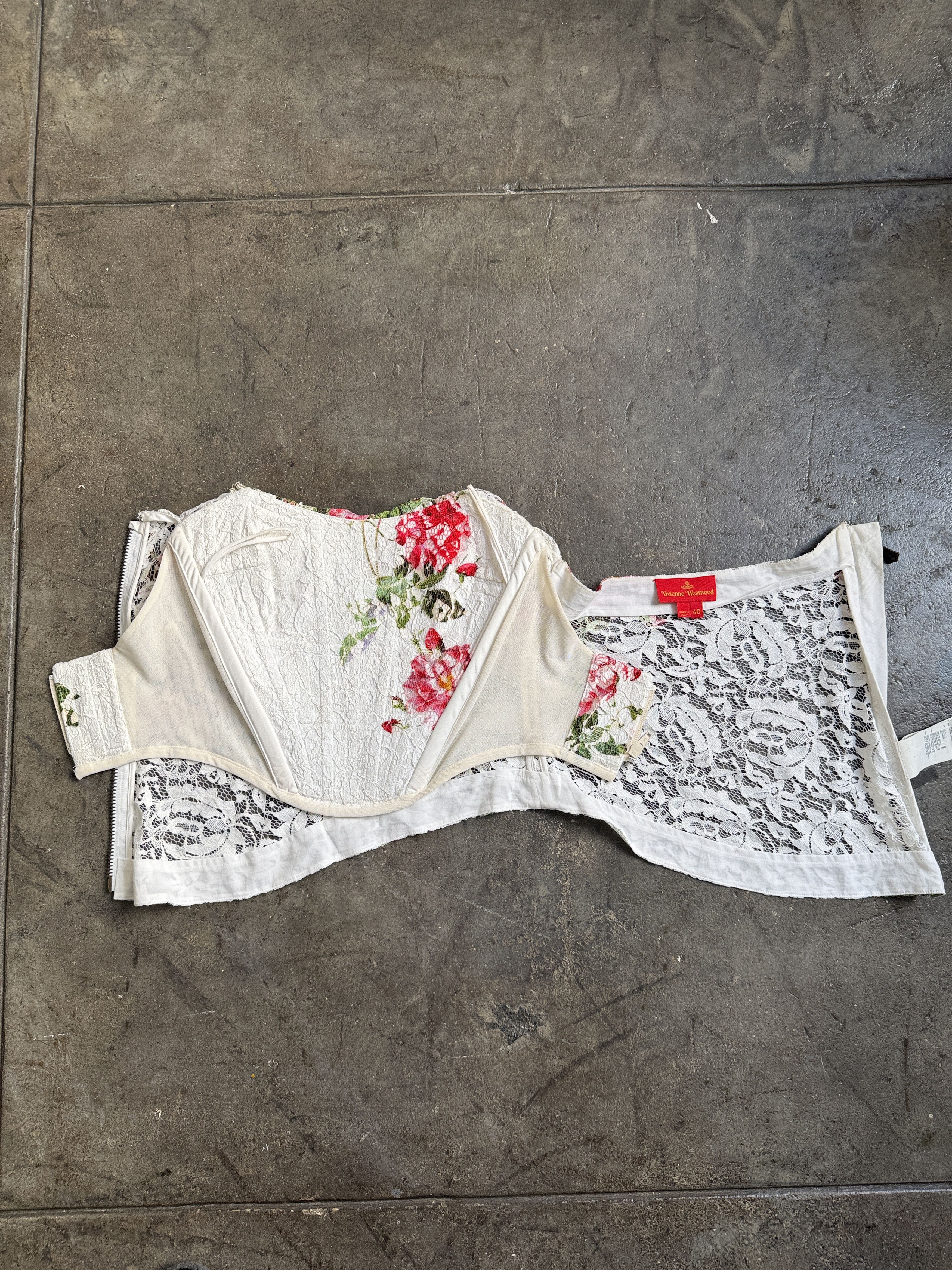 Vivienne Westwood Red Label INSANE S/S 2016 Lotus Flower Lace Corset Size S / US 4 / IT 40 - 9 Thumbnail