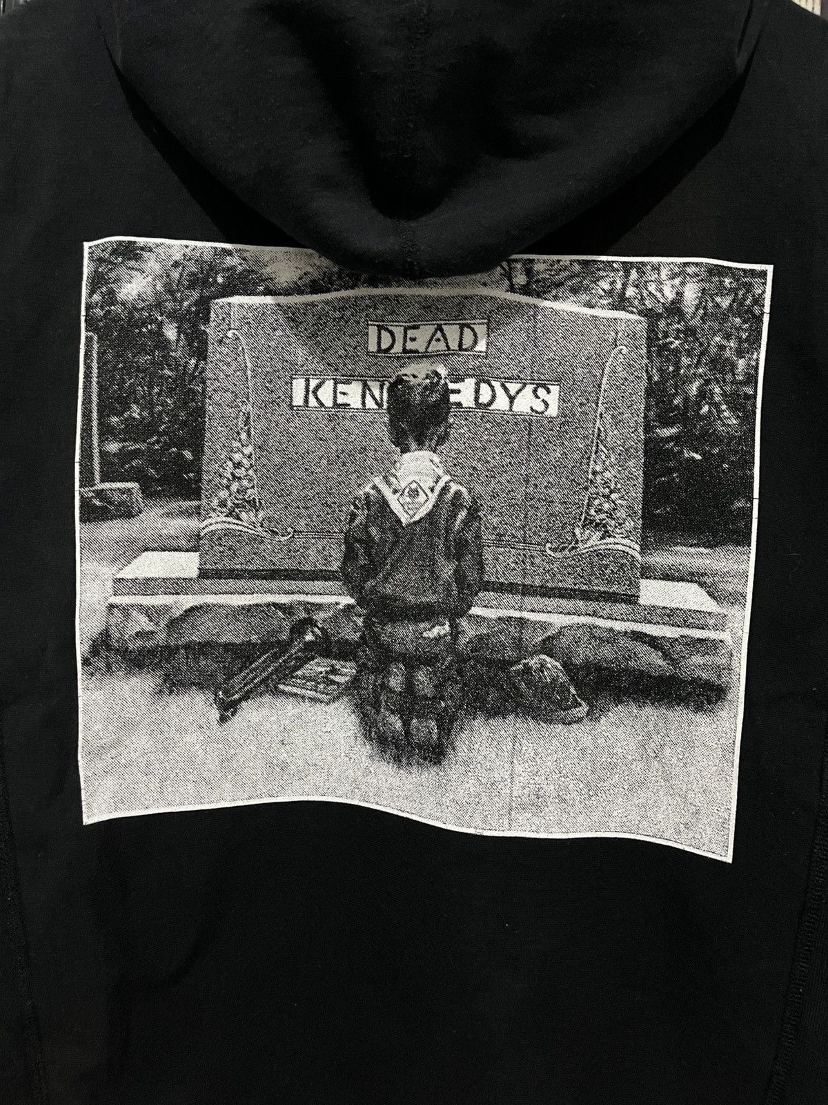 Supreme SUPREME X DEAD KENNEDYS GRAVE SS14 HOODIE Size US M / EU 48-50 / 2 - 4 Thumbnail