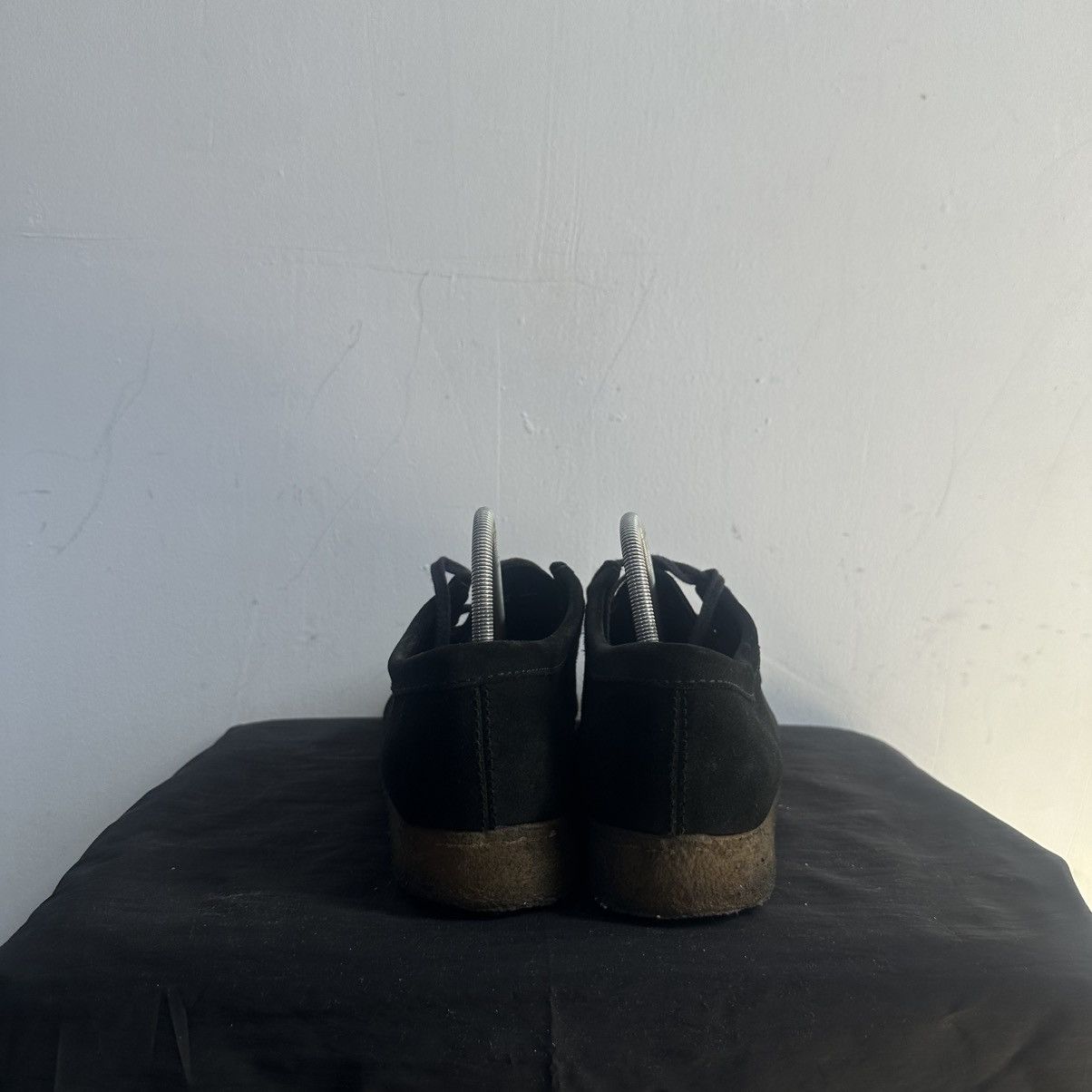 Clarks Clarks Wallabee Black Suede Low Size US 8.5 / EU 41-42 - 5 Thumbnail
