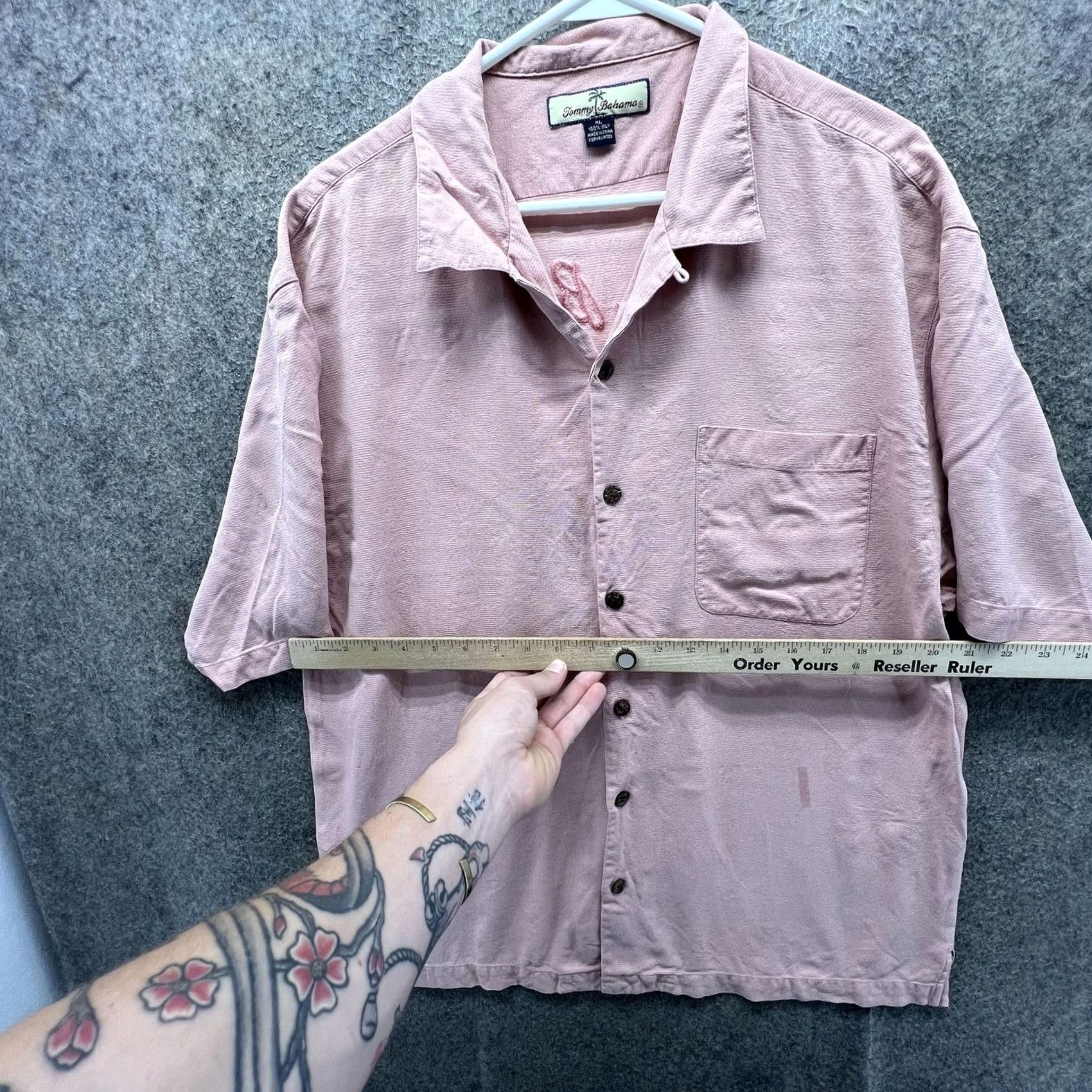 Tommy Bahama Tommy Bahama Shirt Mens XL Pink Silk Camp Short Sleeve Button Front Casual Size US XL / EU 56 / 4 - 4 Thumbnail