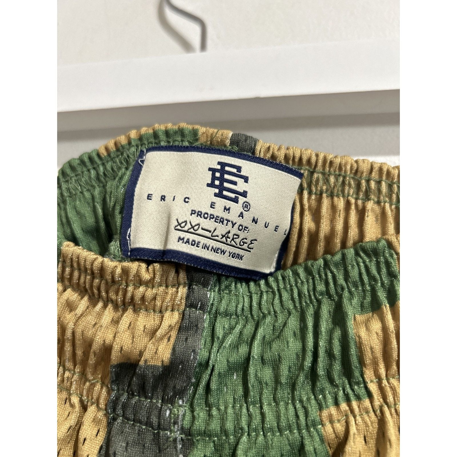 Eric Emanuel ERIC EMANUEL EE BASIC DIGI CAMO GREEN SHORTS SIZE XXL Size US 33 - 3 Thumbnail