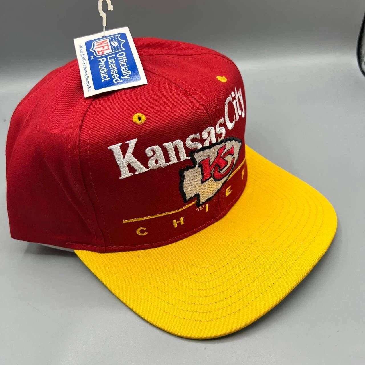 Twins Enterprise Inc. × Vintage Kansas City Chiefs Hat Men Twins Enterprise NFL Snap Back Size ONE SIZE - 3 Thumbnail