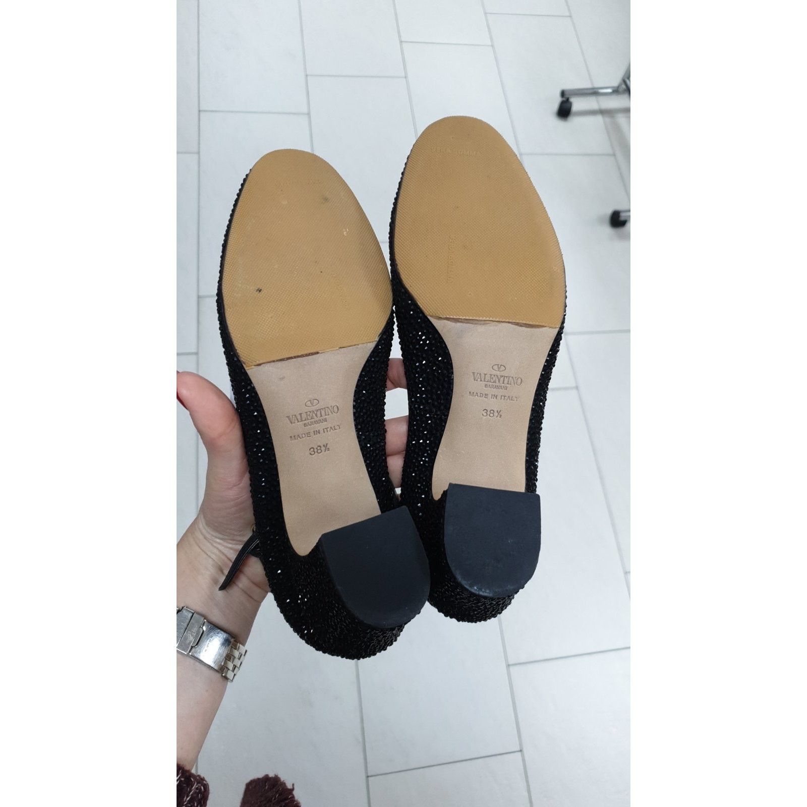 Valentino Valentino Garavani D’Orsay Rhinstone Pumps Heels Sz.38.5 Size US 8.5 / IT 38.5 - 4 Thumbnail
