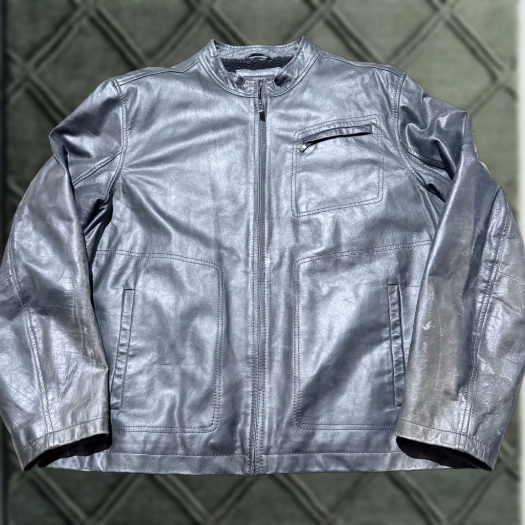 Vintage VINTAGE Claiborne Leather Racer Jacket Black Sherpa Lined Men XL Stand Collar Jacket - Casual, Zipper, Biker Style Size US XL / EU 56 / 4 - 1 Thumbnail
