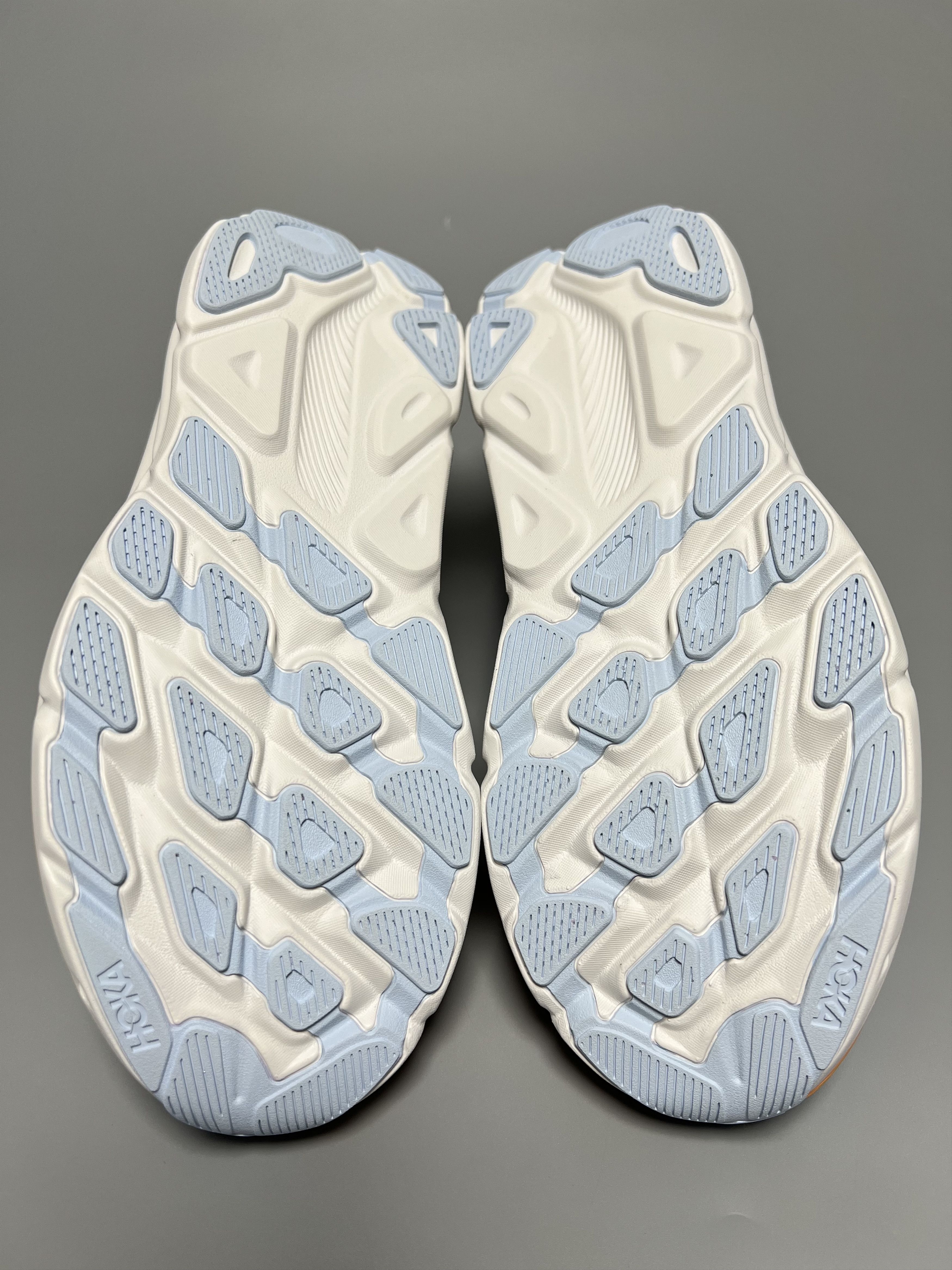 Hoka 10.5D Hoka One One Clifton 9 Men's Running Shoes Walking Gym Size US 10.5 / EU 43-44 - 14 Thumbnail