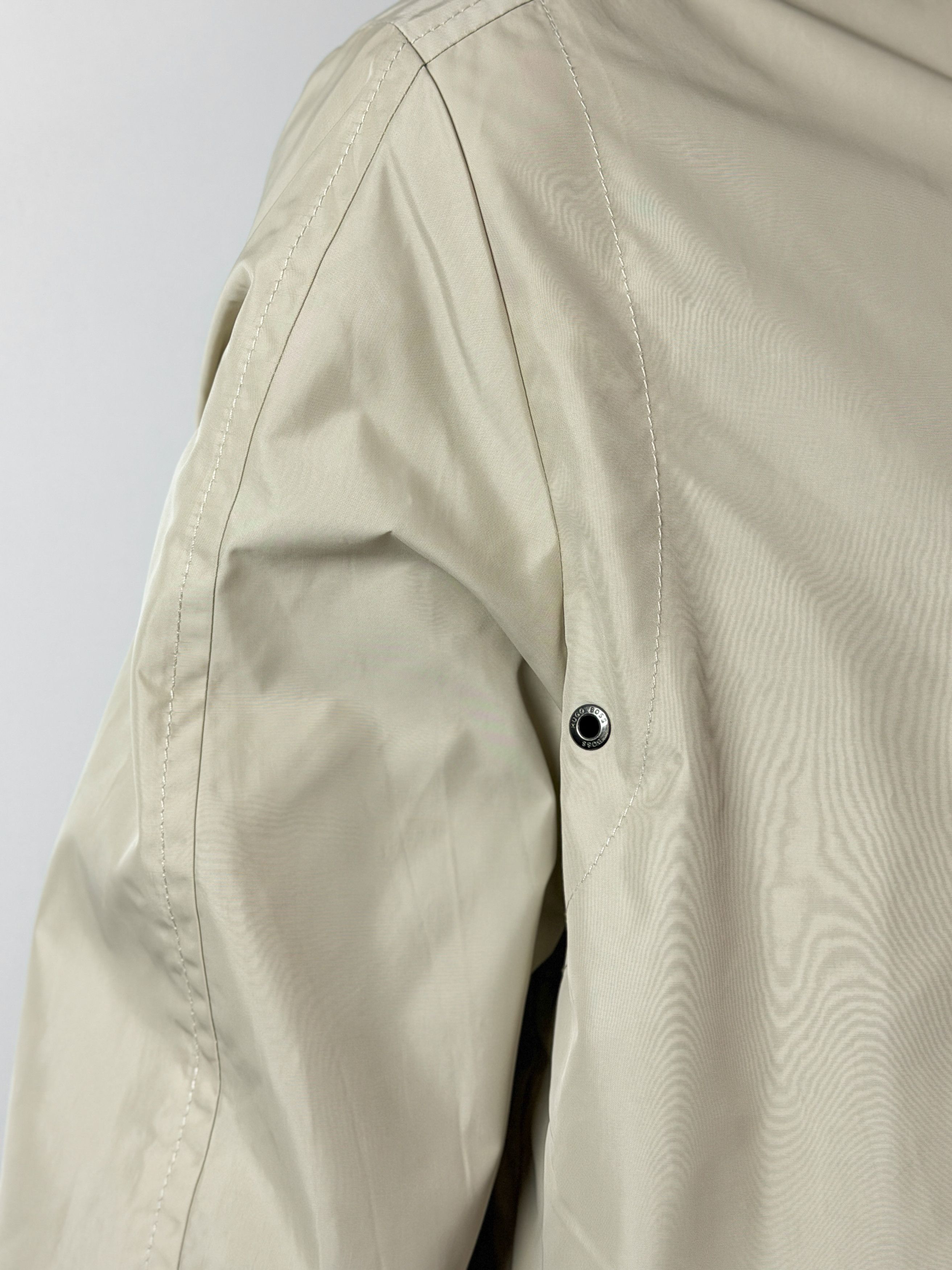 Hugo Boss HUGO BOSS Vintage Men’s Waterproof Jacket Size US L / EU 52-54 / 3 - 14 Thumbnail