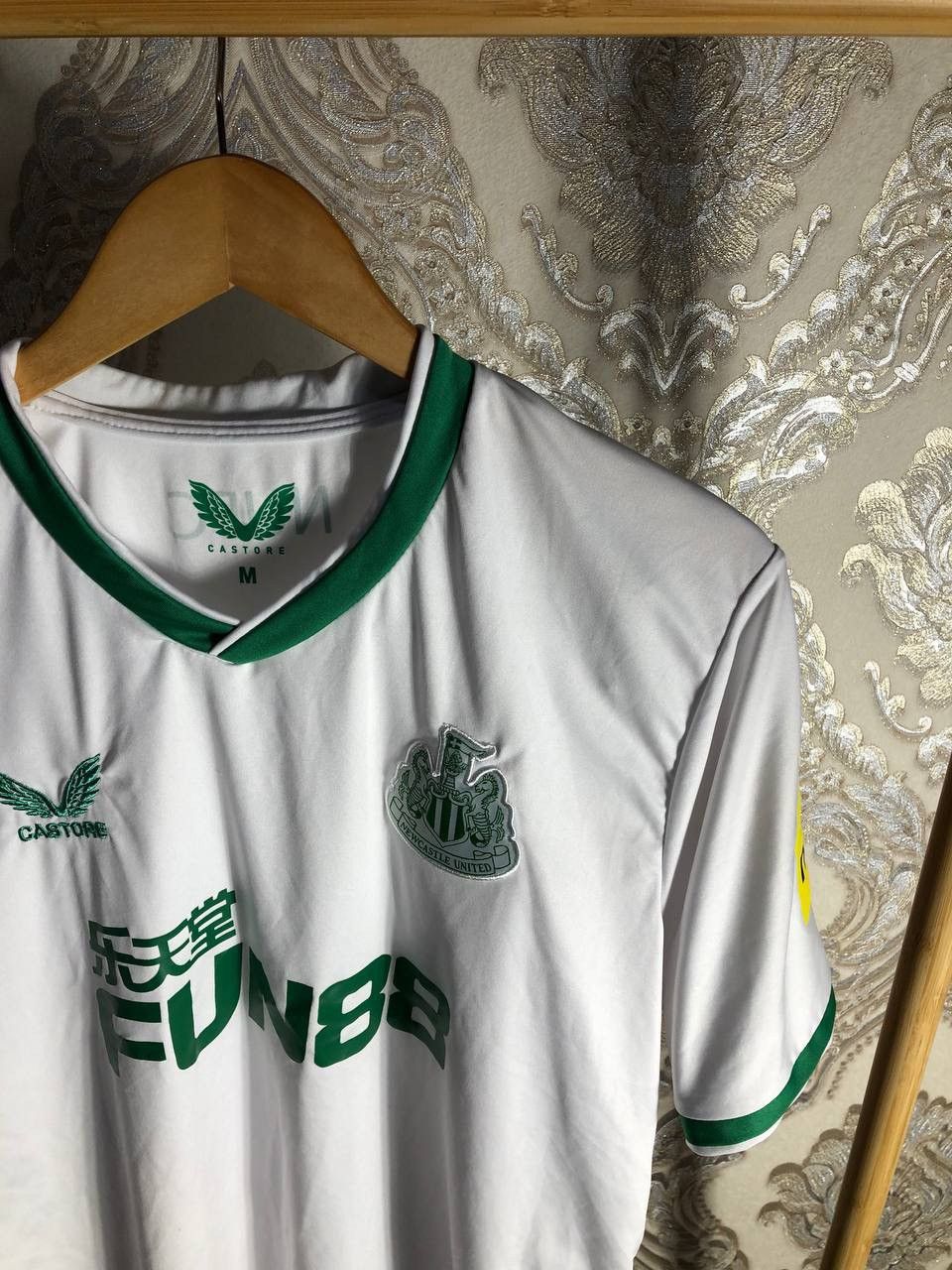 Vintage VERY RARE FC NEW CASTLE ENGLAND SOCCER JERSEY BLOKECORE Y2K Size US M / EU 48-50 / 2 - 2 Thumbnail