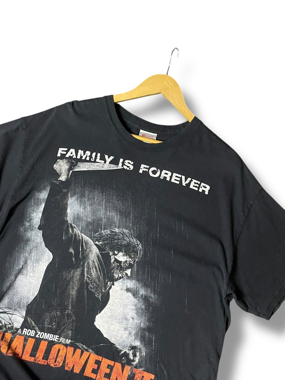 Japanese Brand Family is Forever x Halloween II Tshirt (143) Size US S / EU 44-46 / 1 - 2 Thumbnail