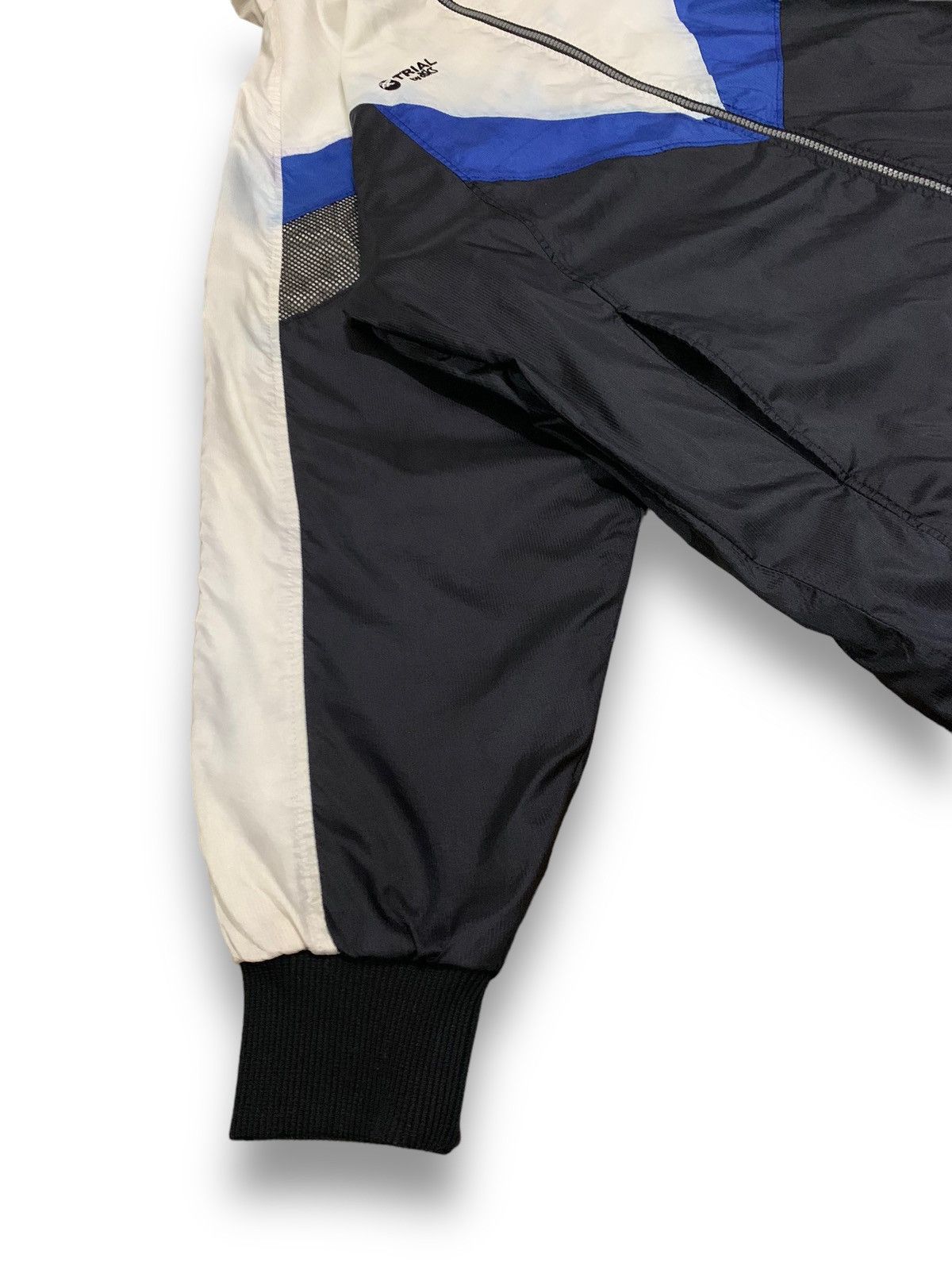 Asics Vintage 90s Trial by Asics Retro Track Jacket/Windbreaker Size US L / EU 52-54 / 3 - 11 Thumbnail