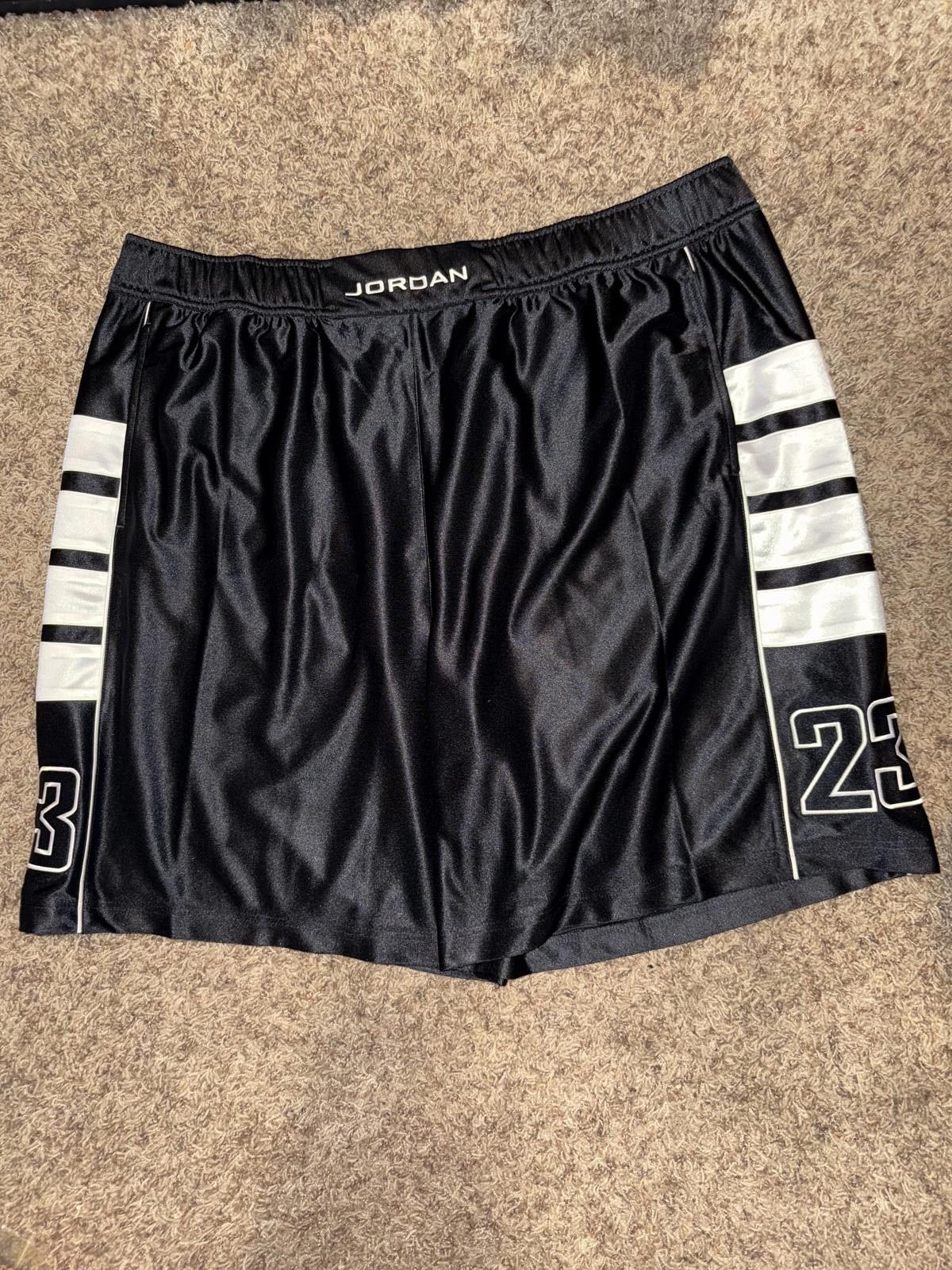 JordanMen’s Cat Scratch Shorts Sample