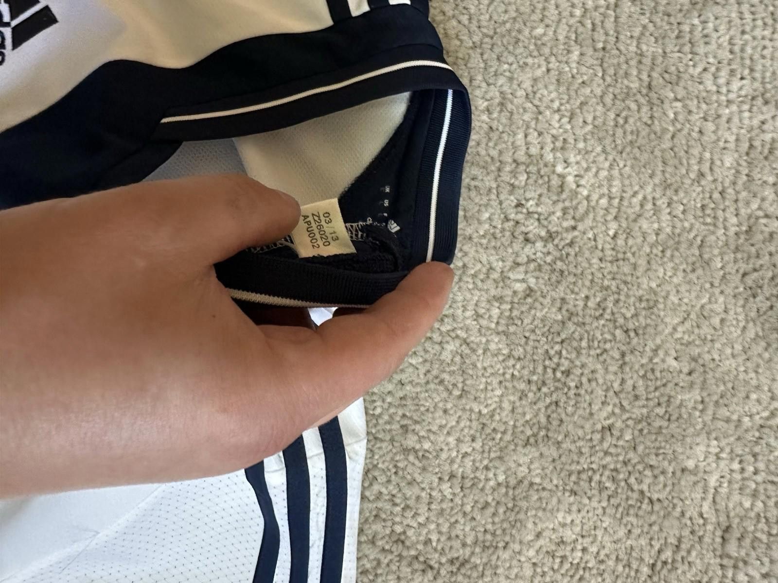 Adidas 2013-15 Schalke Away Football Shirt Soccer Jersey Sz L Size US L / EU 52-54 / 3 - 7 Thumbnail