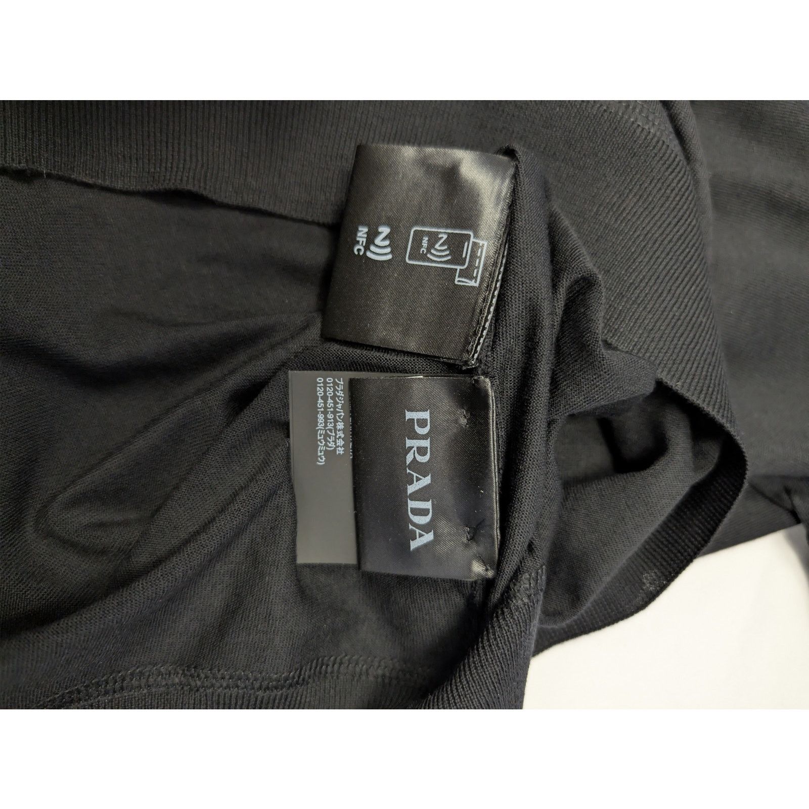 Prada o1rshd1 Logo Intarsia Short Sleeve Crewneck Sweater in Black Size US M / EU 48-50 / 2 - 16 Thumbnail