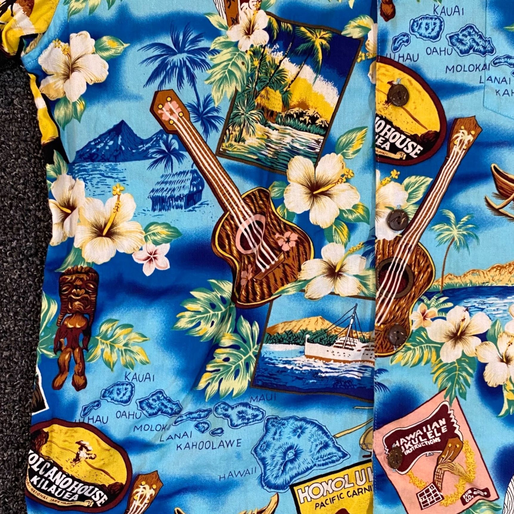 Vintage High Surf Hawaiian Shirt Mens Medium Blue Floral Button Up Vacation Top S/S Size US M / EU 48-50 / 2 - 4 Thumbnail