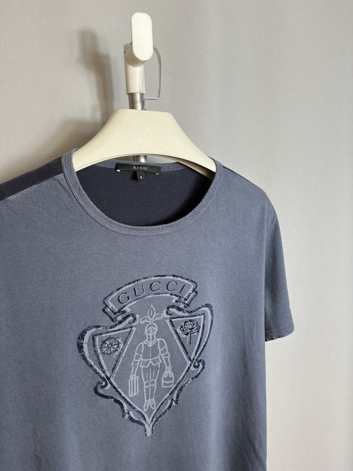 Gucci Gucci T-shirt Tops Gray Logo Simple Short Sleeve Casual Size US S / EU 44-46 / 1 - 2 Thumbnail