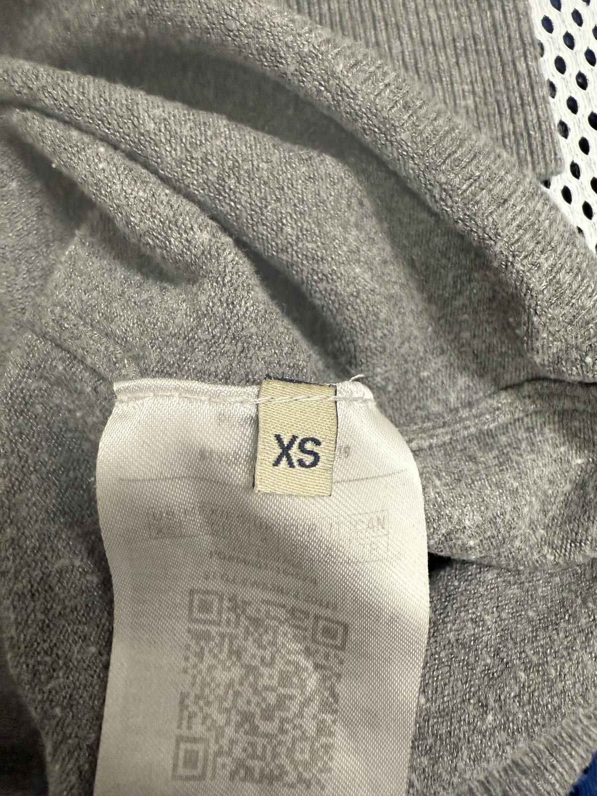 Guess Guess LA Grey Knit Top with Studded Logo Size XS / US 0-2 / IT 36-38 - 4 Thumbnail