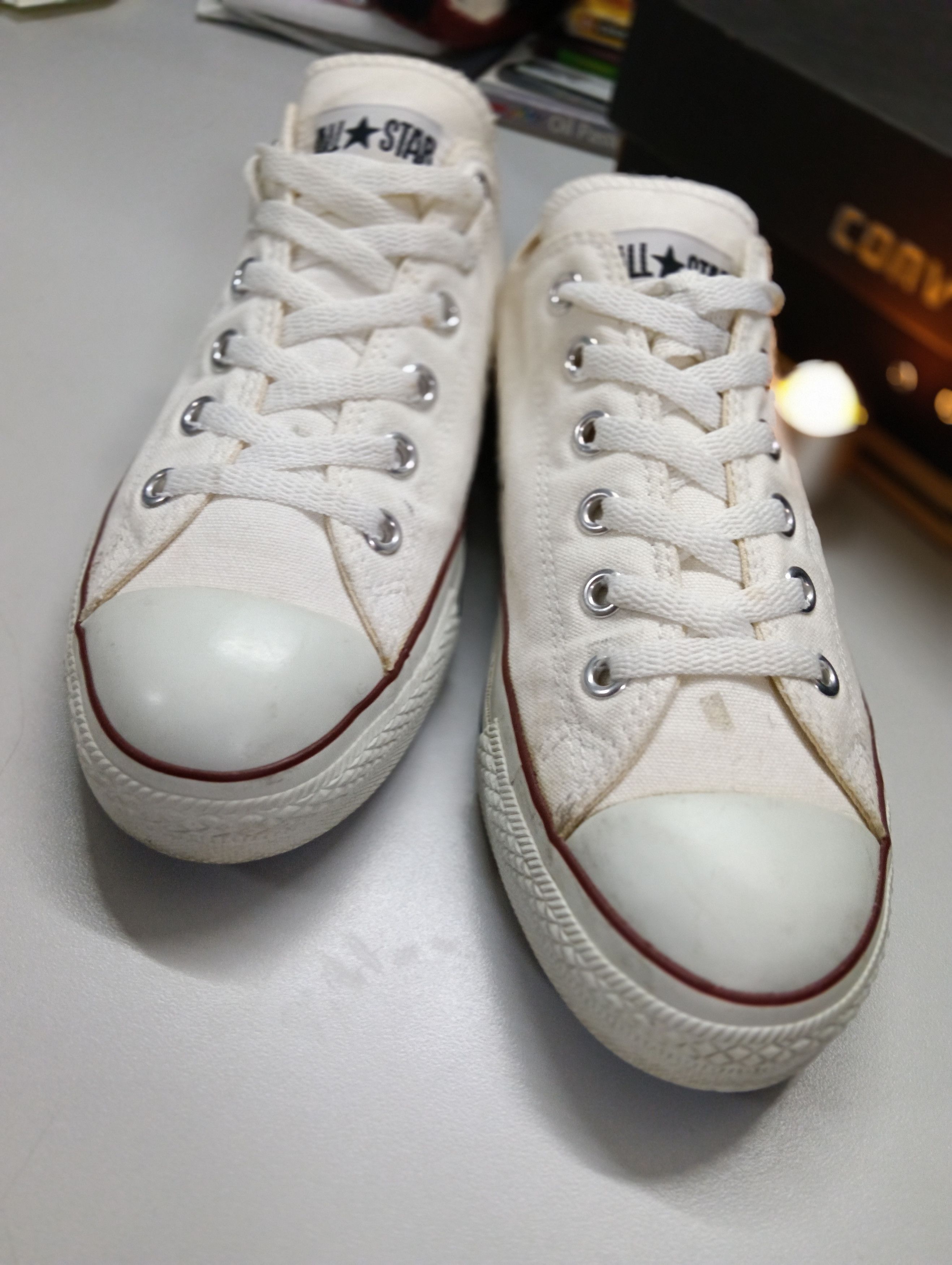 Converse Vintage Converse all stars white US 7/ EU 40 Size US 7 / EU 40 - 9 Thumbnail