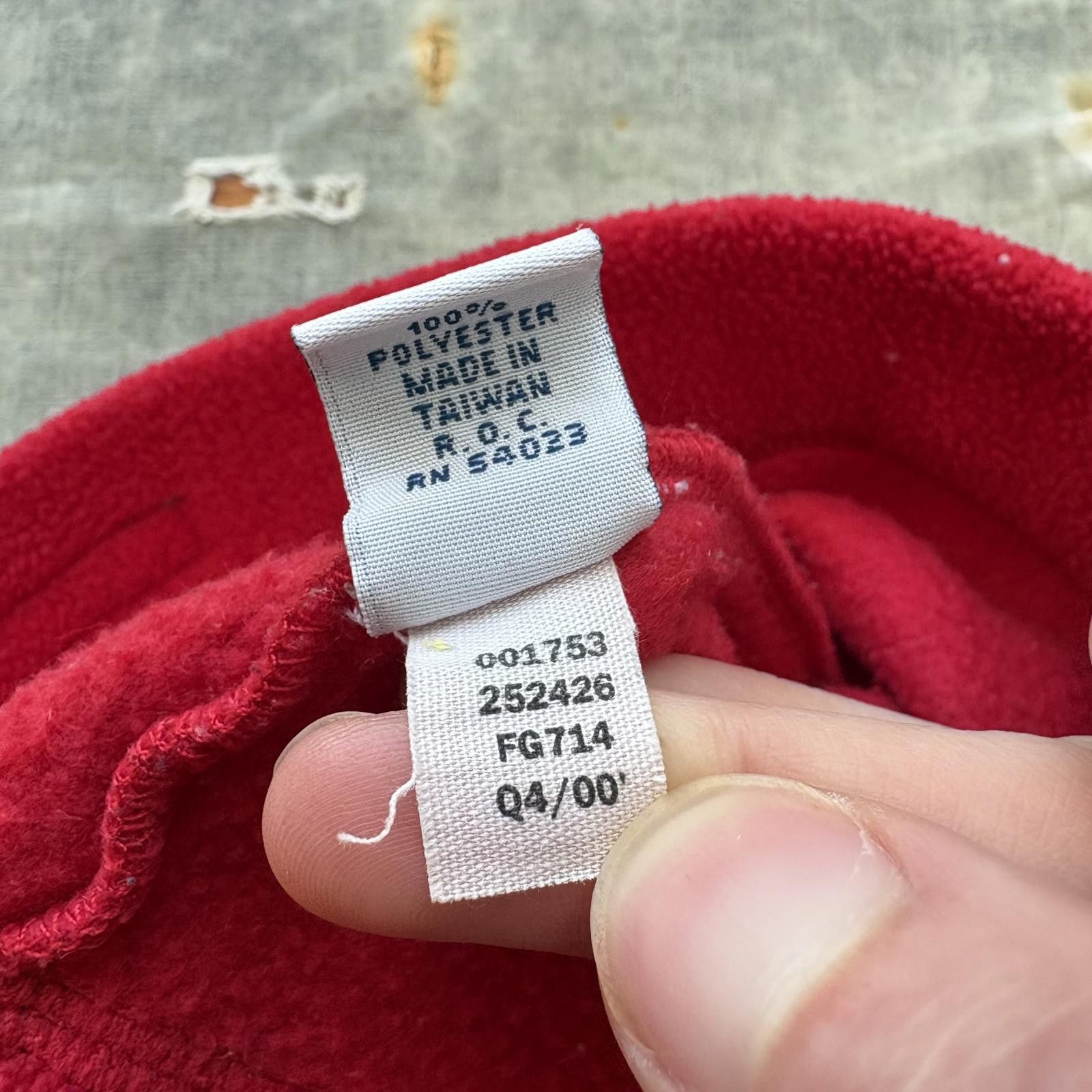 Old Navy Vintage Y2K Old Navy Red Fleece Grunge Snowboard Ski Beanie Size ONE SIZE - 6 Thumbnail