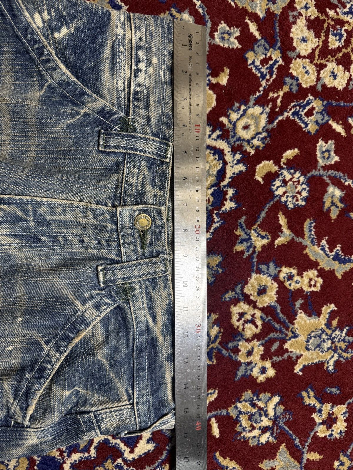 Vintage Vintage GL Heart Distressed Faded Japanese Jeans Denim y2k Size US 31 - 11 Thumbnail