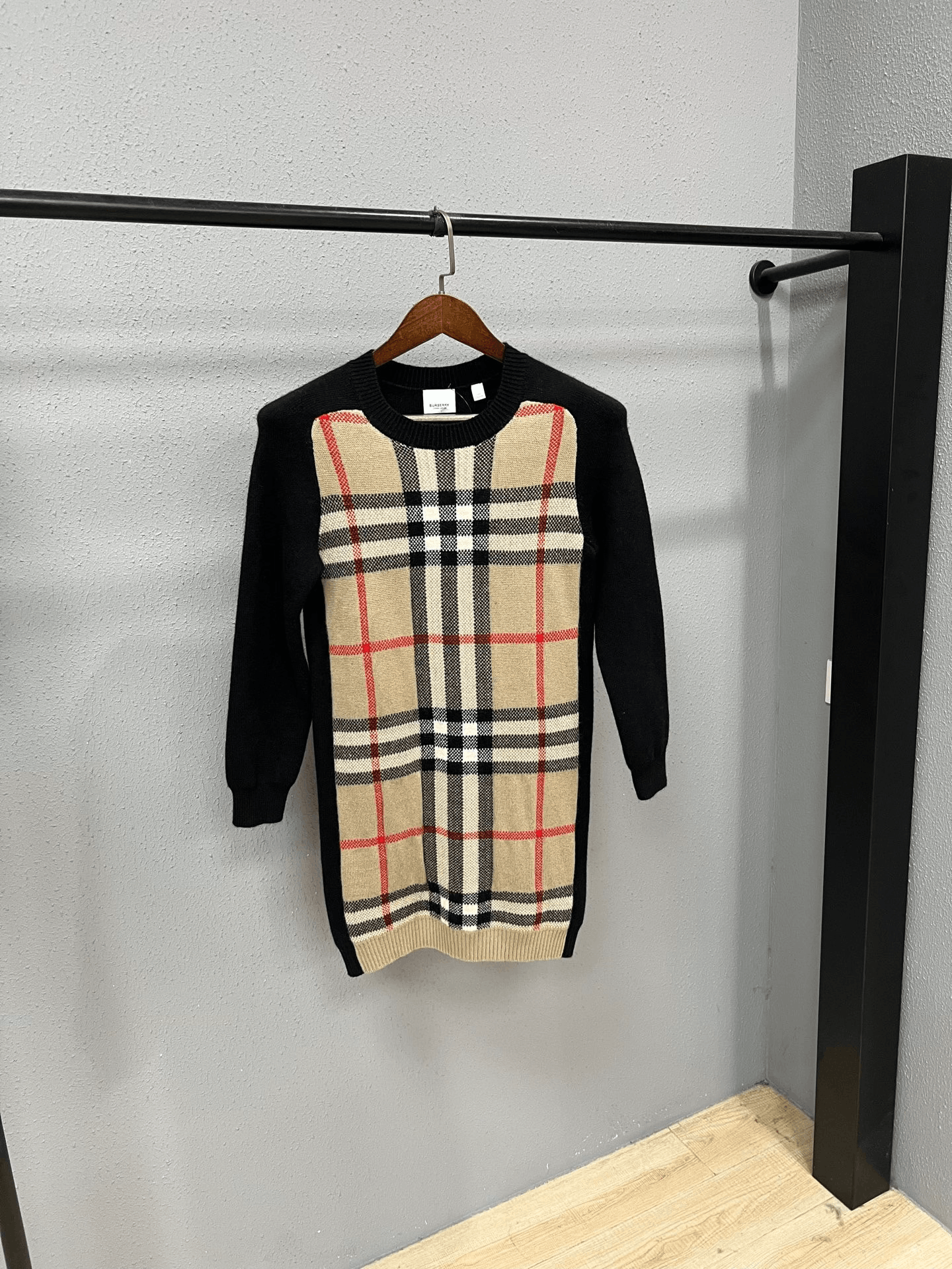 Burberry Burberry Knit Plaid Sweater xs Men Size US XS / EU 42 / 0 - 1 Thumbnail