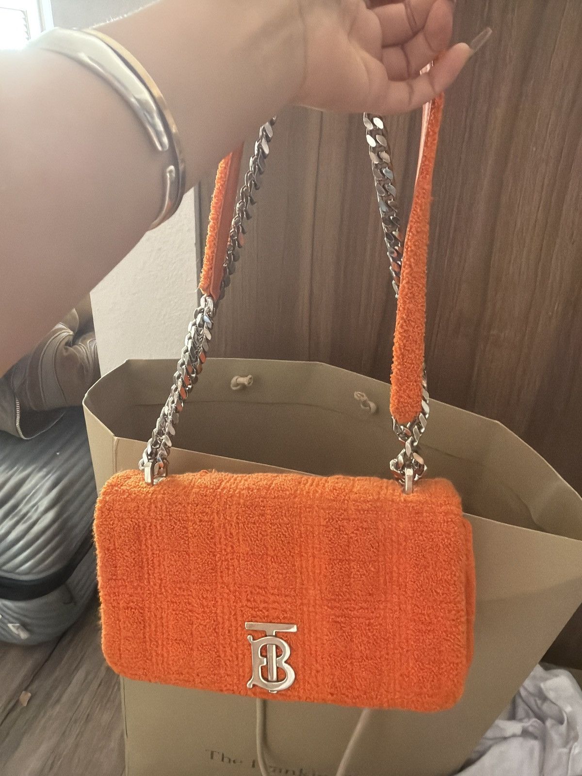 Burberry 2020ss chain towel bag