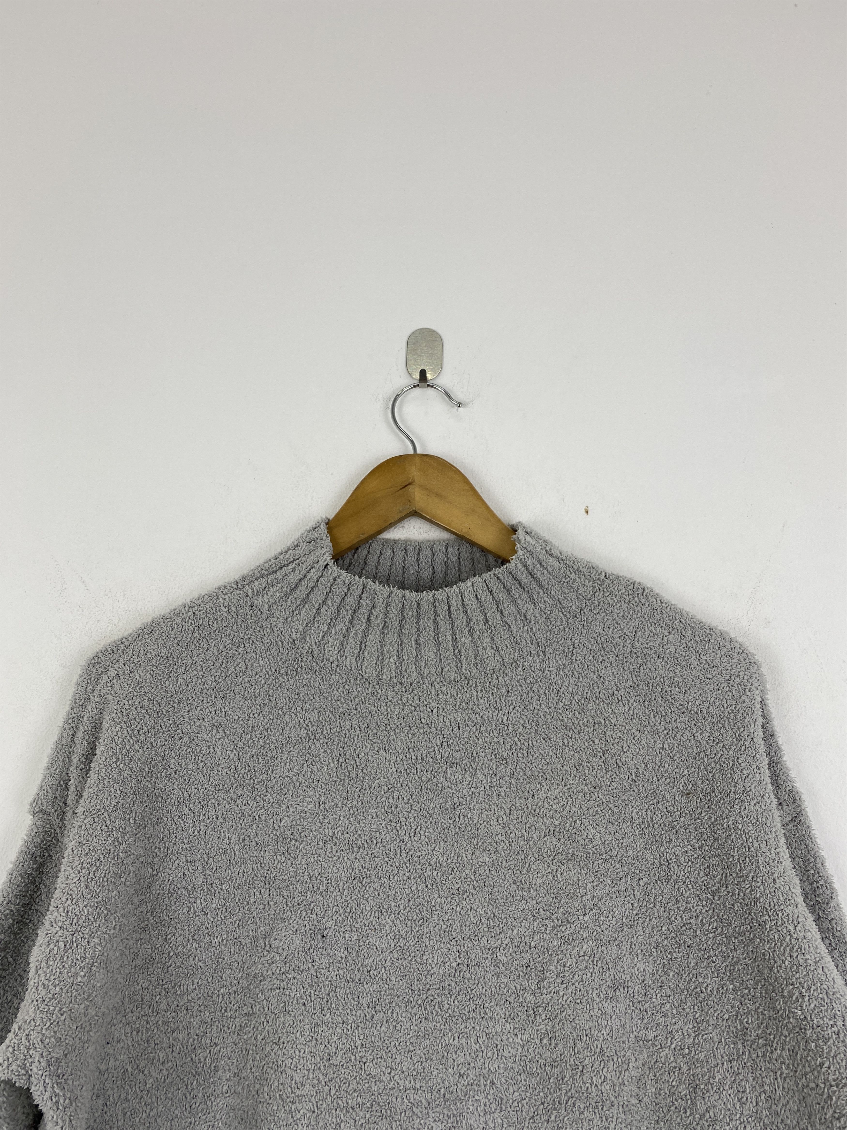 Japanese Brand Uniqlo neck Jumper Fleece Knitwear Grey JA0156 Size US L / EU 52-54 / 3 - 3 Thumbnail