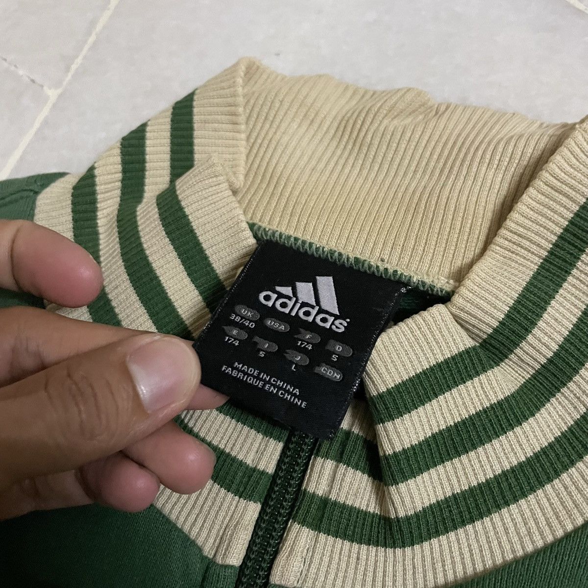 Adidas Vintage classic Adidas Jacket Zipper with collar Size US L / EU 52-54 / 3 - 7 Thumbnail