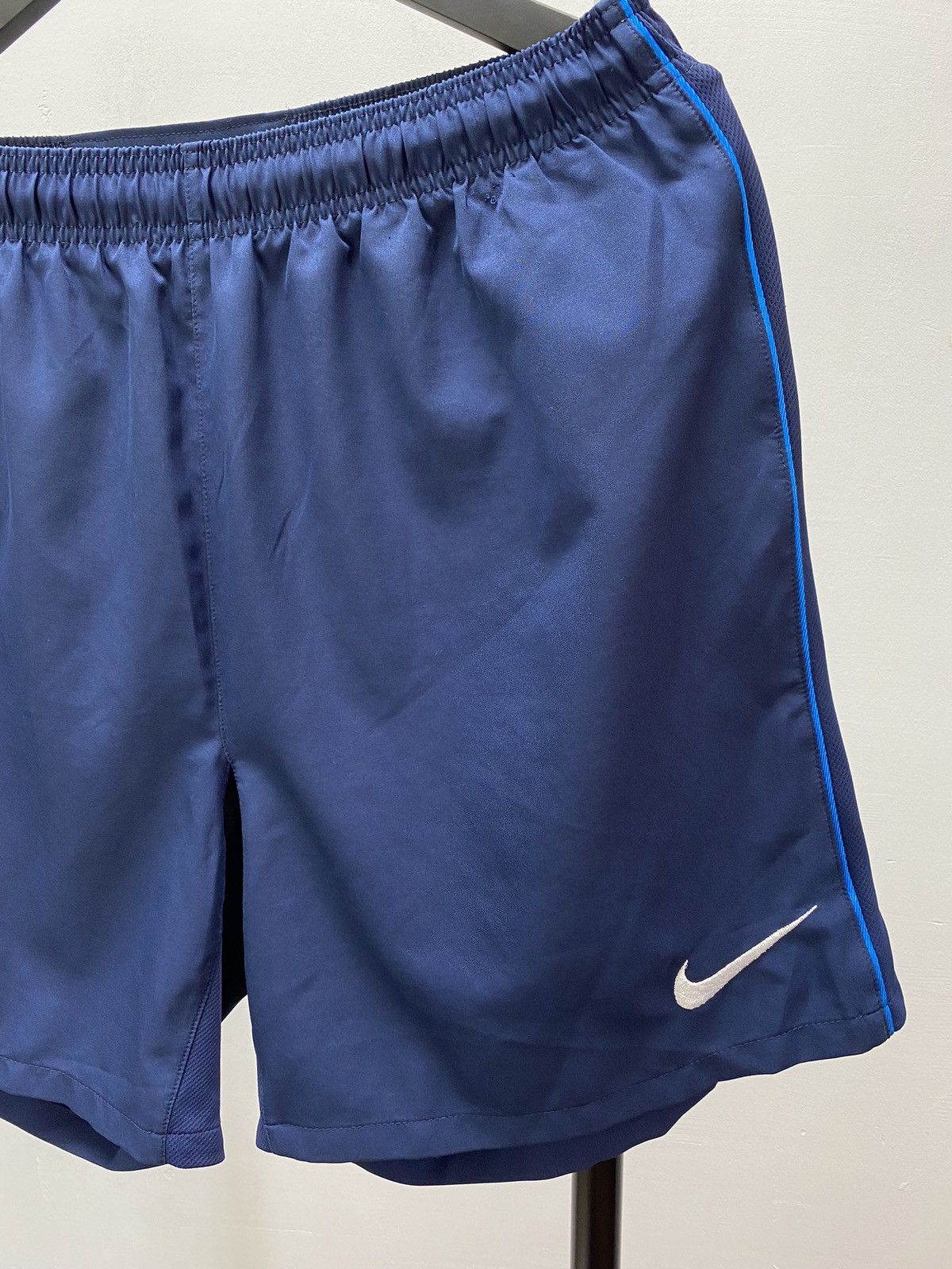Nike × Vintage Nike Arsenal 2009 2010 Soccer Shorts Football Size US 32 / EU 48 - 5 Thumbnail