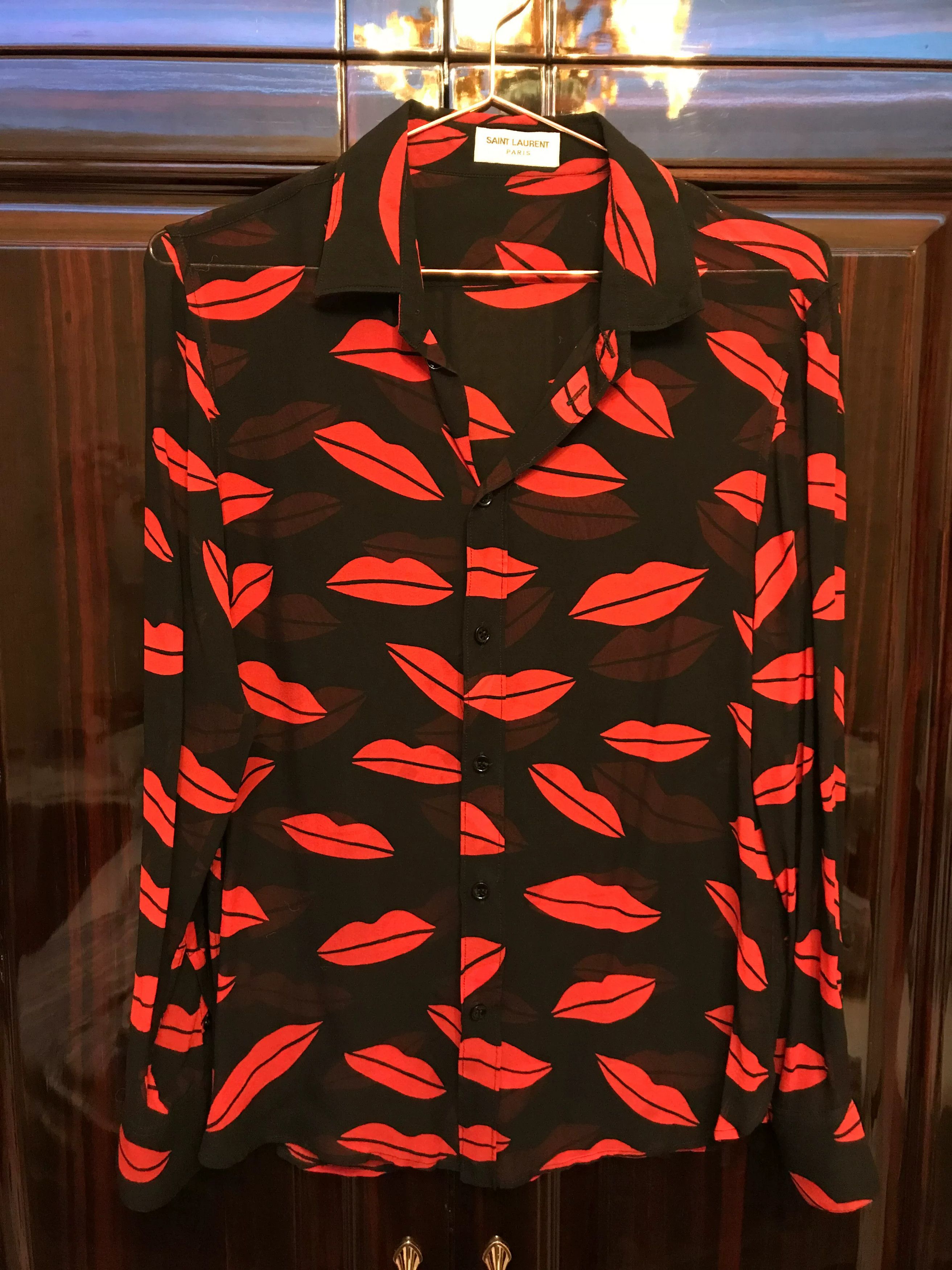 Saint Laurent Paris Saint Laurent Silk Red Lips Shirt Size S / US 4 / IT 40 - 1 Thumbnail