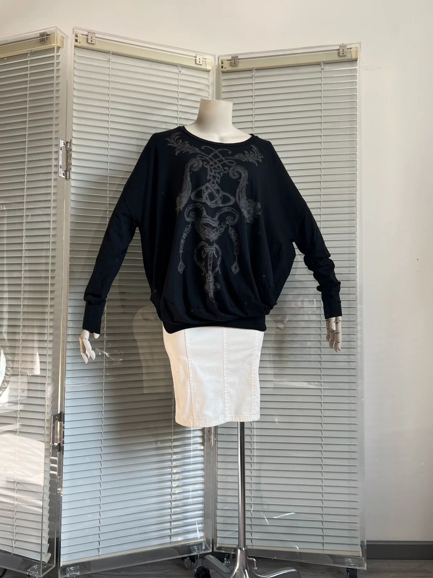 Vivienne Westwood Vivienne Westwood Printed Long-Sleeve Top Size M / US 6-8 / IT 42-44 - 1 Thumbnail