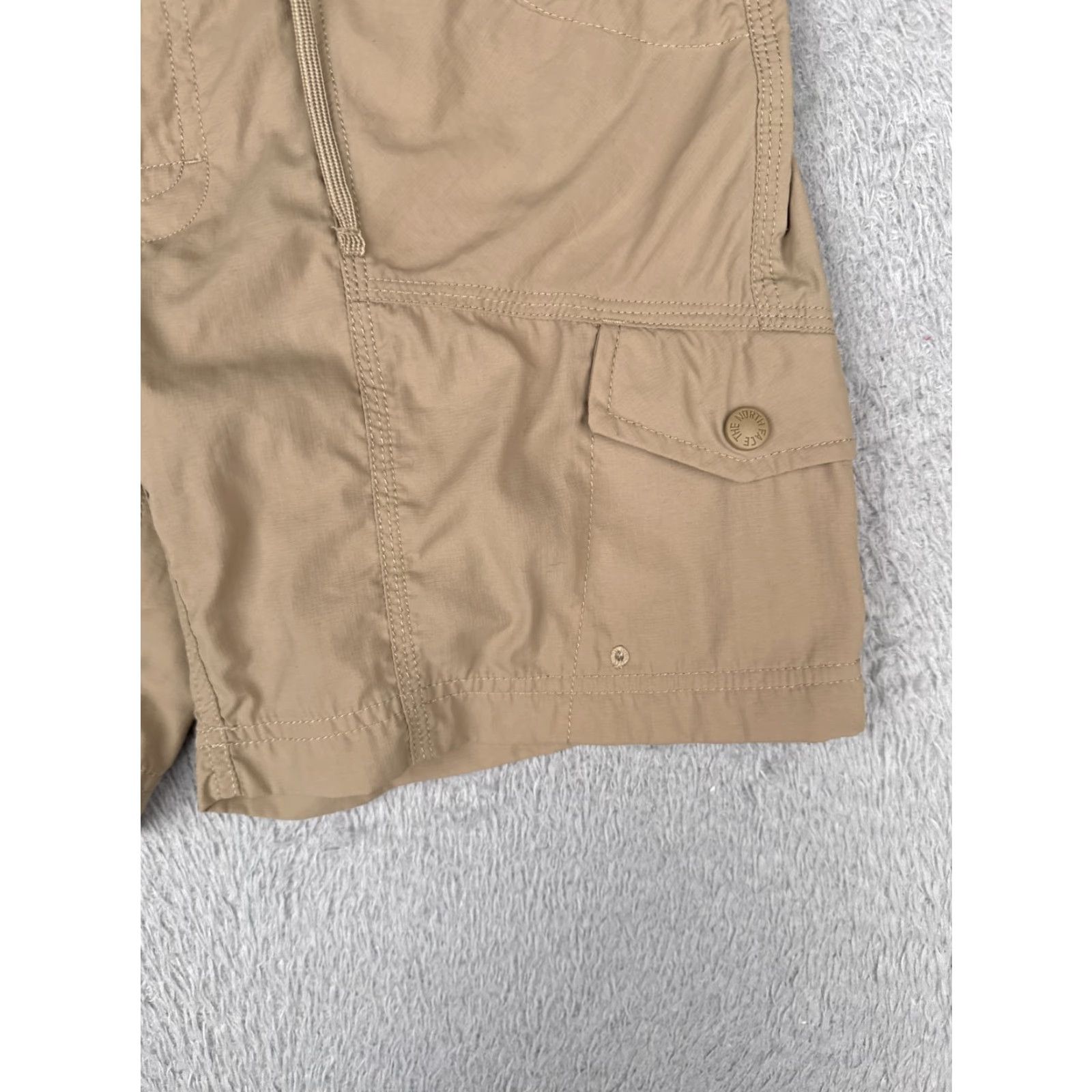 The North Face The North Face Women’s Shorts Cargo Beige 29x7 100% Nylon Canvas Quick Dry Breathable Pockets Hiking Outdoor Activewear Regular Size 4 Womens Size 27" / US 4 / IT 40 - 2 Thumbnail