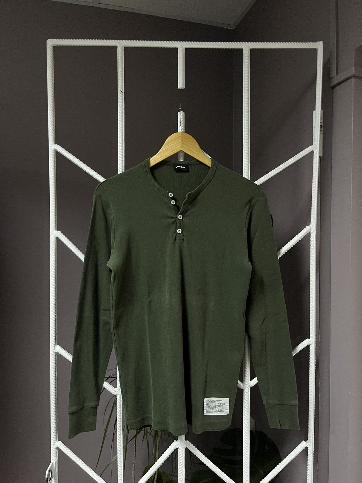 Diesel × Japanese Brand × Vintage Vintage Diesel Button Up Longsleeve Dexter Morgan Style Size US L / EU 52-54 / 3 - 1 Thumbnail