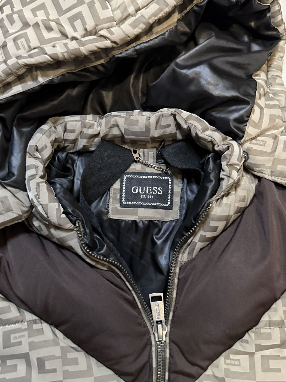 Guess Guess monogrammed puffer Size XS / US 0-2 / IT 36-38 - 4 Thumbnail