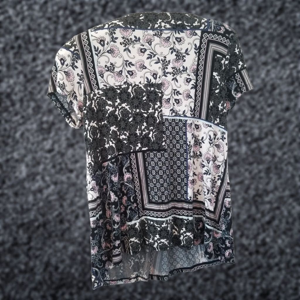 Croft & Barrow Croft & Barrow Women's Casual Pleated Blouse Patchwork Floral Black Stretch Shirt Size M / US 6-8 / IT 42-44 - 1 Thumbnail