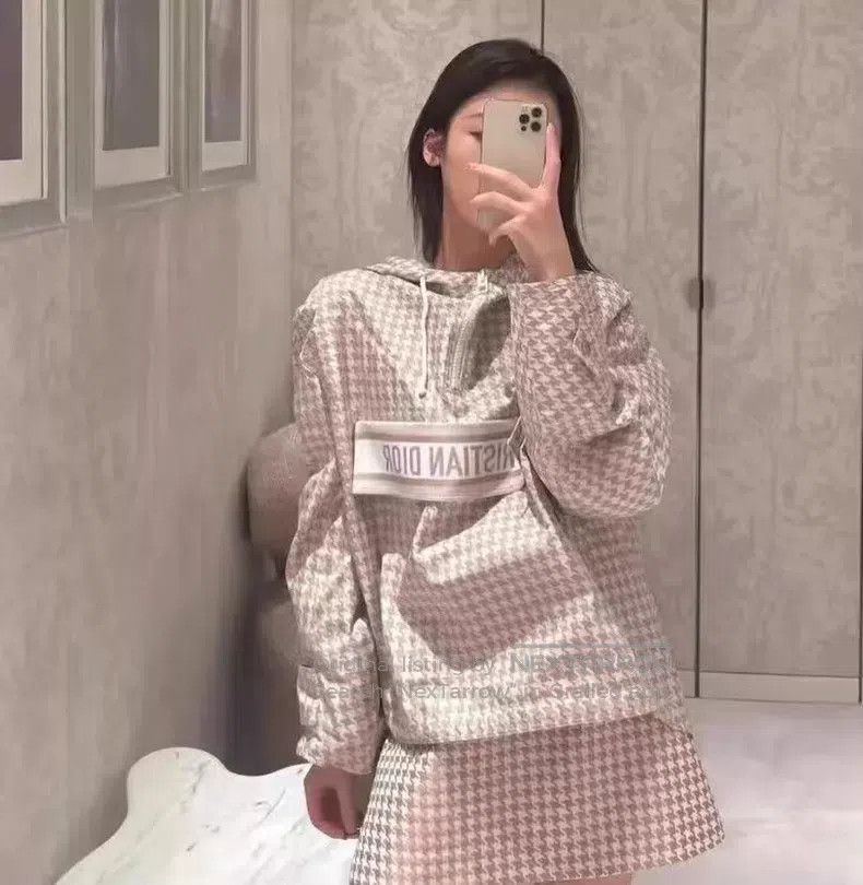 Dior Dior Dior colour-blocked thousand-bird checkered bee embro Size XS / US 0-2 / IT 36-38 - 9 Thumbnail