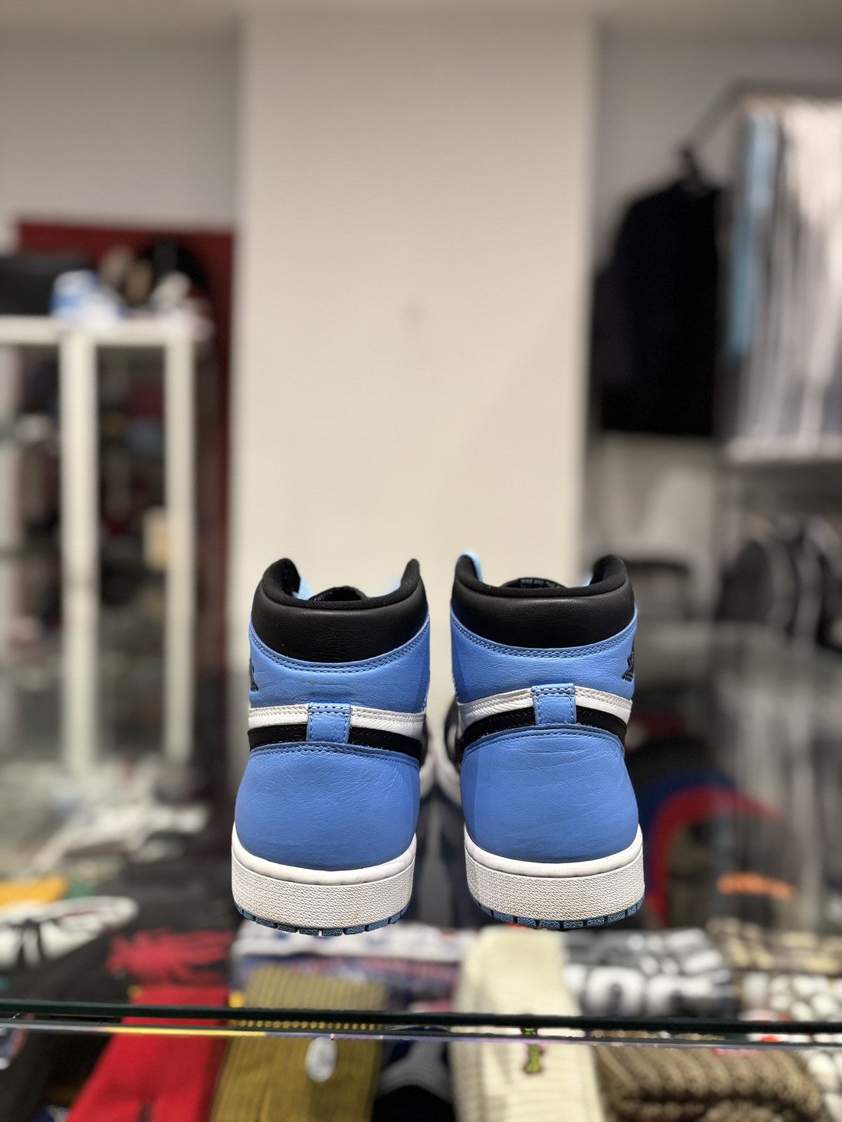 Jordan Brand Jordan 1 High OG UNC Toe Size: 11 Size US 11 / EU 44 - 5 Thumbnail