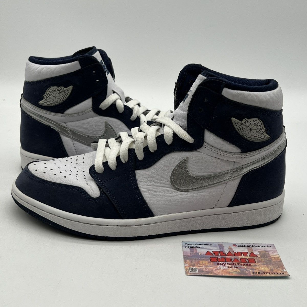 Jordan Brand Air Jordan 1 High midnight navy Size US 9.5 / EU 42-43 - 1 Thumbnail