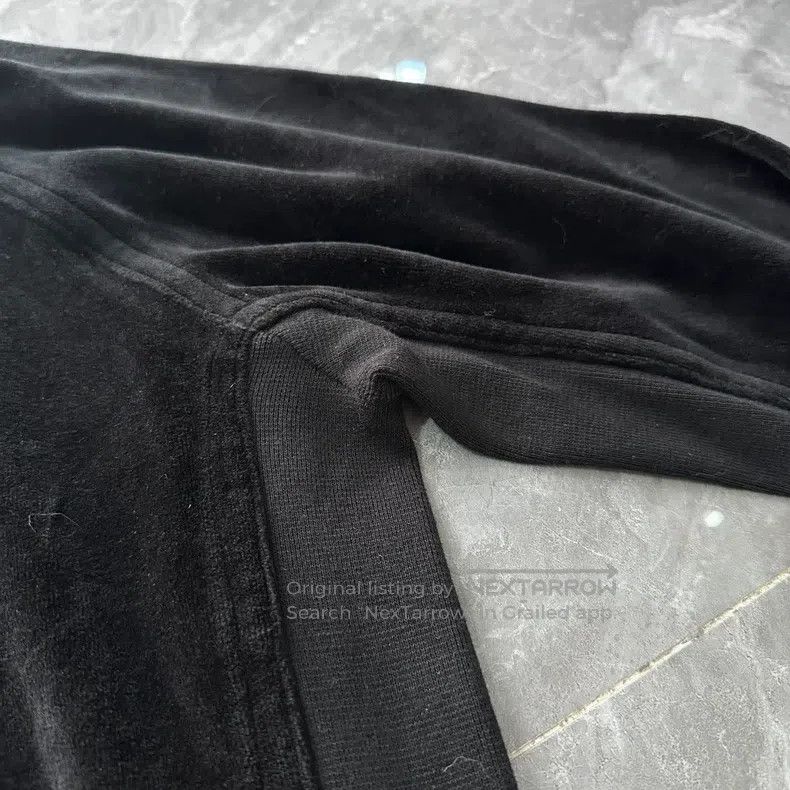 Haider Ackermann Haider Ackermann Black velvet hoodie with a velvety layere Size US M / EU 48-50 / 2 - 4 Thumbnail