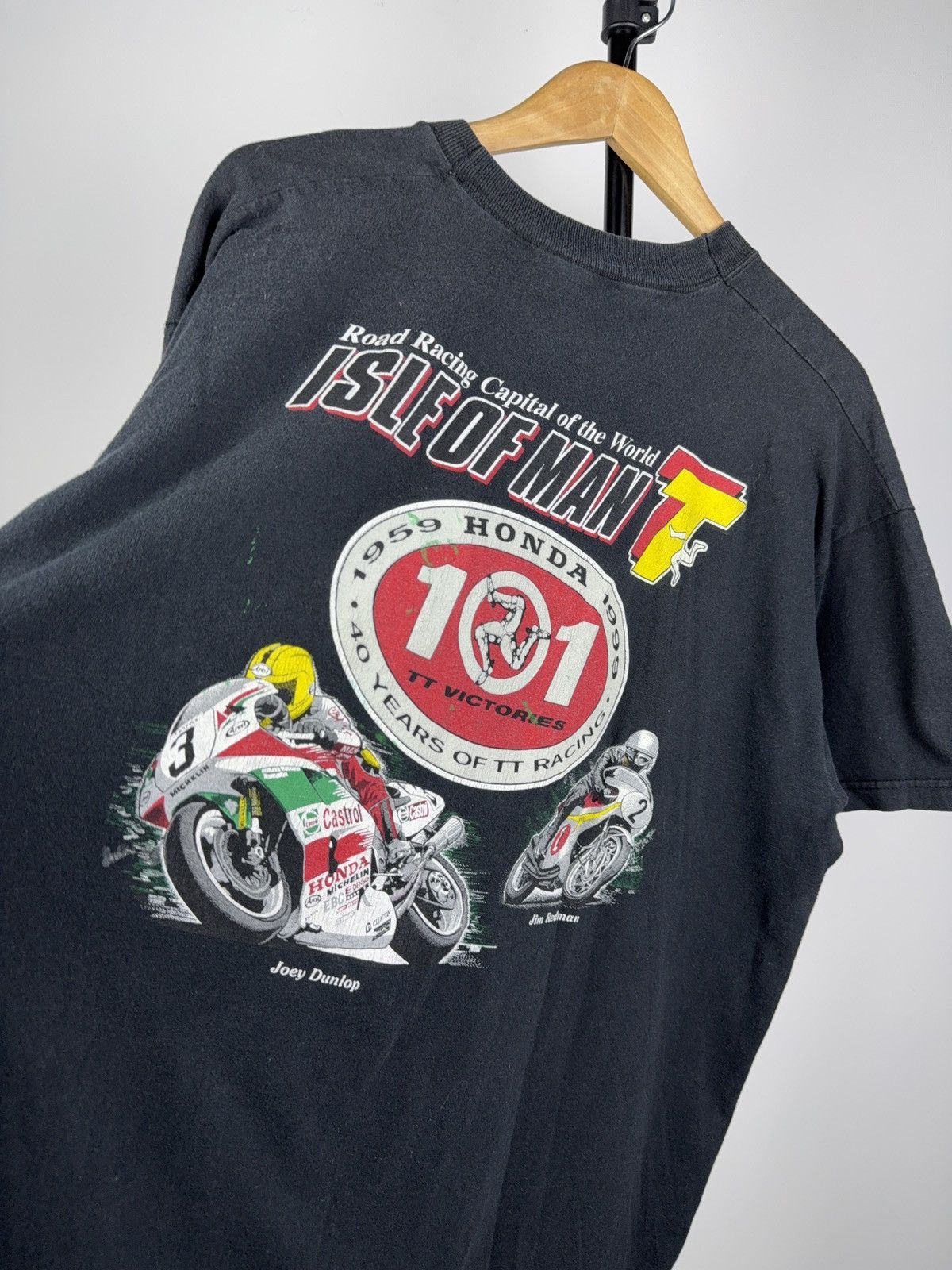Honda × Vintage Vintage 90s Rare 1999 Isle of Man MOTO Racing T-shirt Size US XL / EU 56 / 4 - 6 Thumbnail