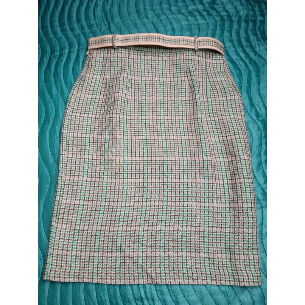 Paul & Joe Linen blend mid-length belted skirt Size 27" / US 4 / IT 40 - 7 Thumbnail