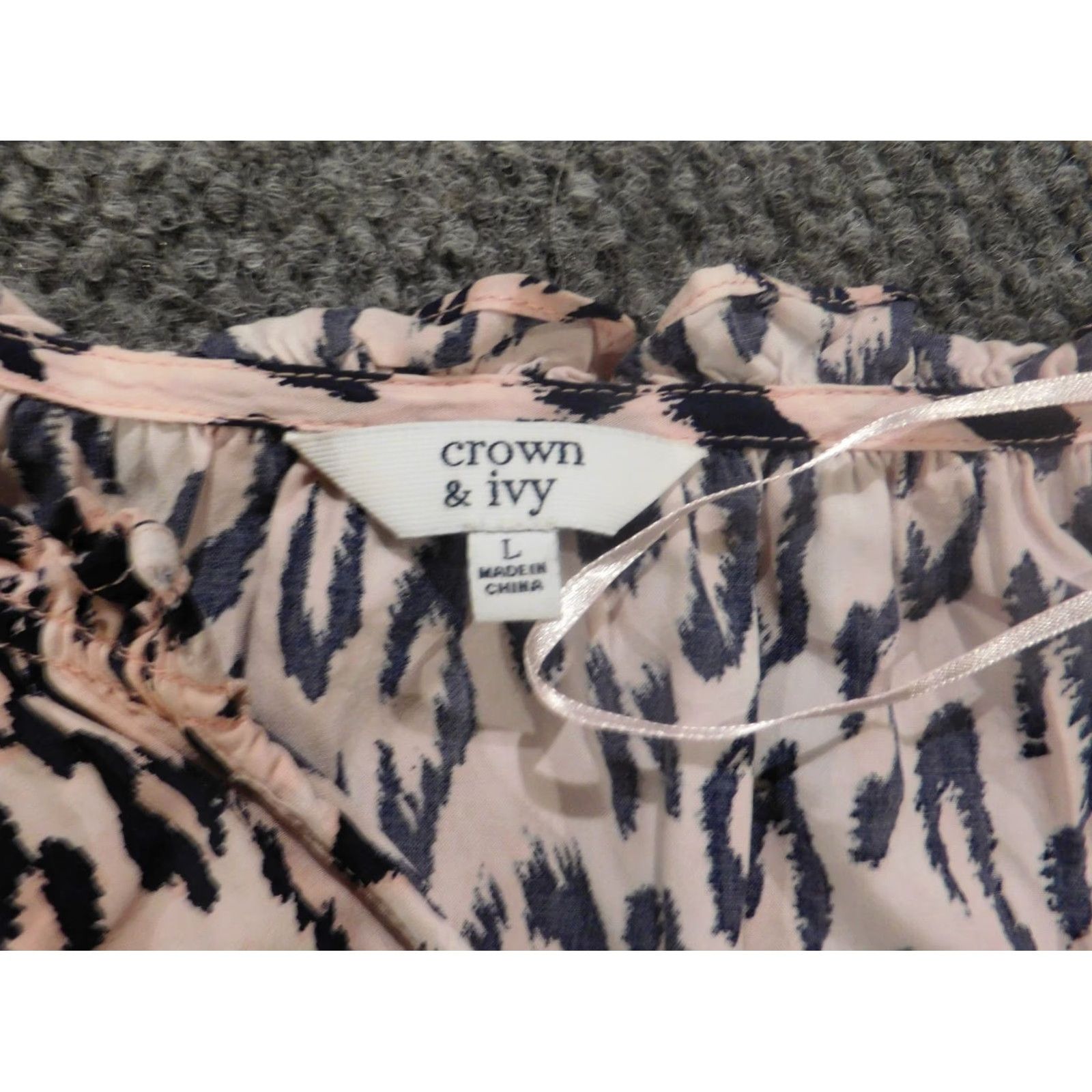 Vintage Crown & Ivy Blouse L Womens Blue Animal Print Collared Pullover Casual Denim Rayon Shirt/Top Size L / US 10 / IT 46 - 5 Thumbnail