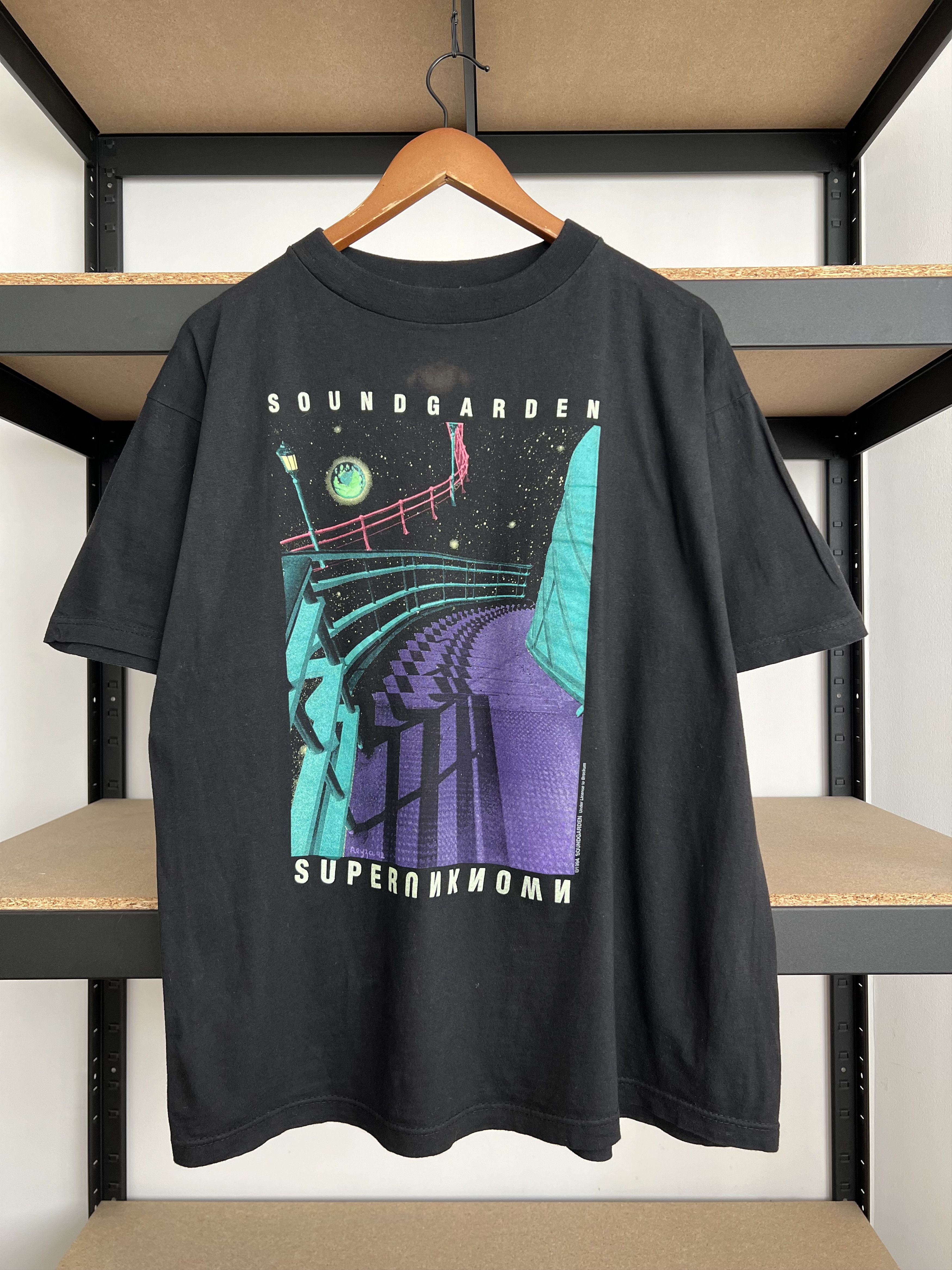 Band Tees Vintage 1994 Soundgarden Superunknown Tour Black T-shirt Size US XL / EU 56 / 4 - 3 Thumbnail