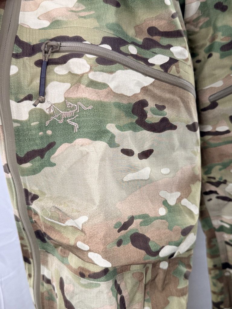 Arc'teryx ARCTERYX LEAF Alpha Gen 2 Multicam Gore Tex Pro Bib Pant Size US 36 / EU 52 - 3 Thumbnail