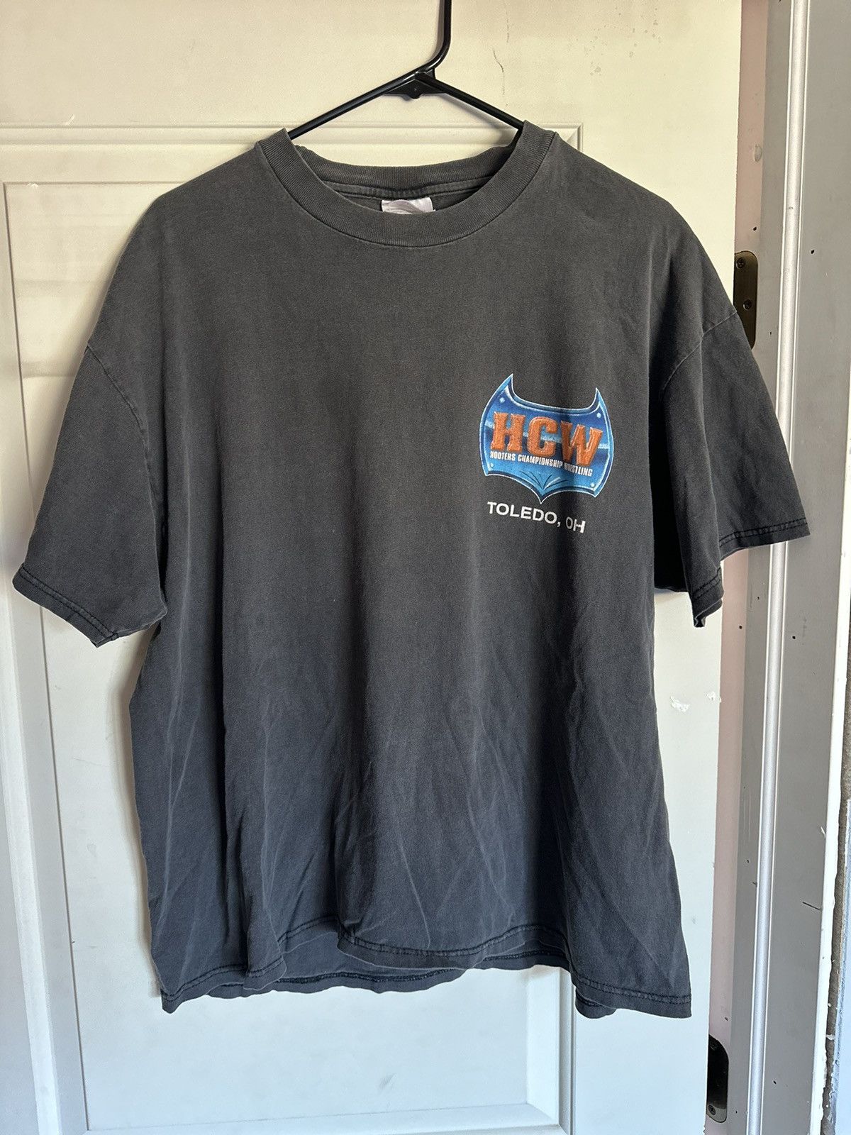 Other × Vintage vintage Hooters Toledo Ohio T-Shirt Size US XL / EU 56 / 4 - 2 Thumbnail