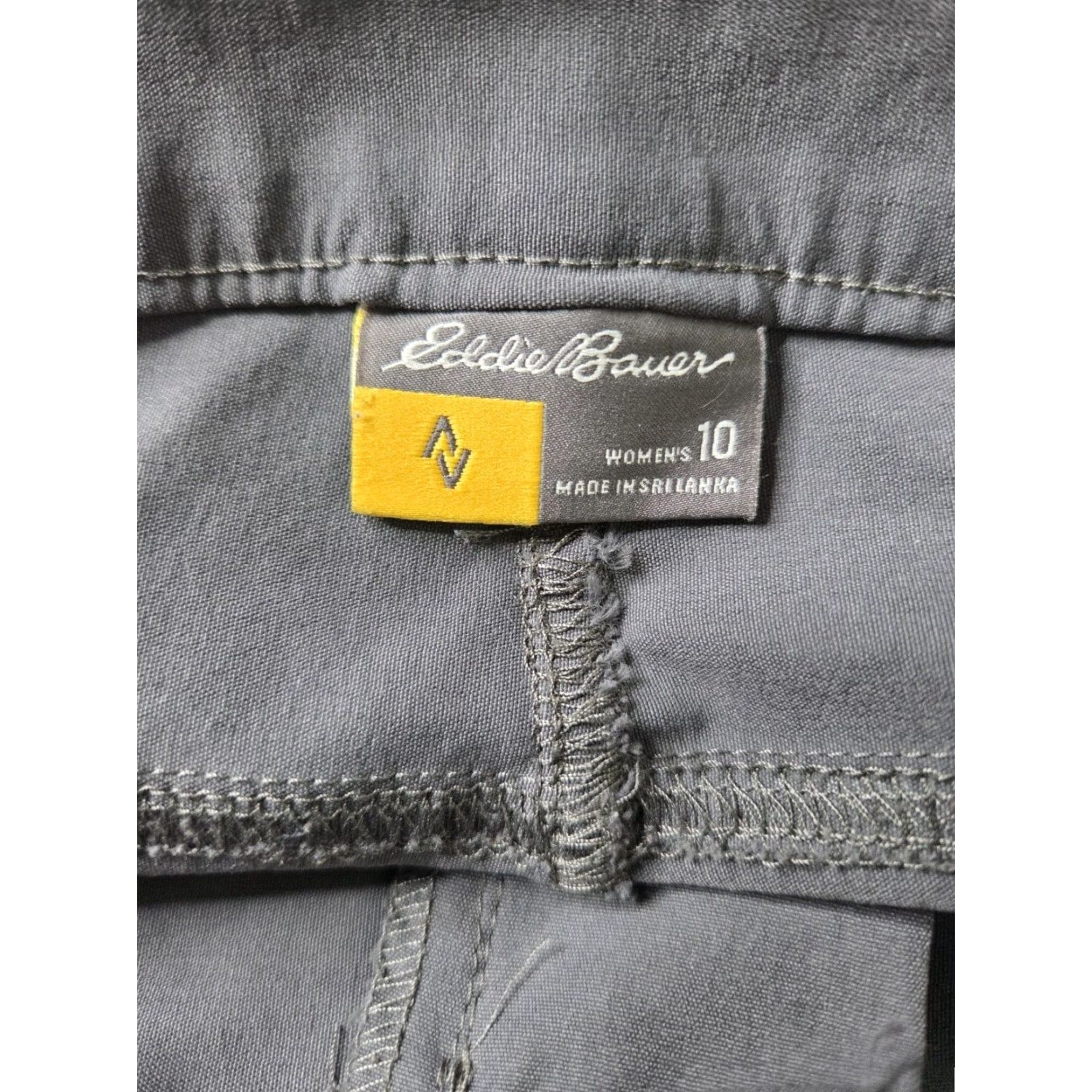 Eddie Bauer Eddie Bauer Womens Gray Nylon Utility Pants Size 10 Straight Leg Regular Inseam 31 Size 32" / US 10 / IT 46 - 3 Thumbnail