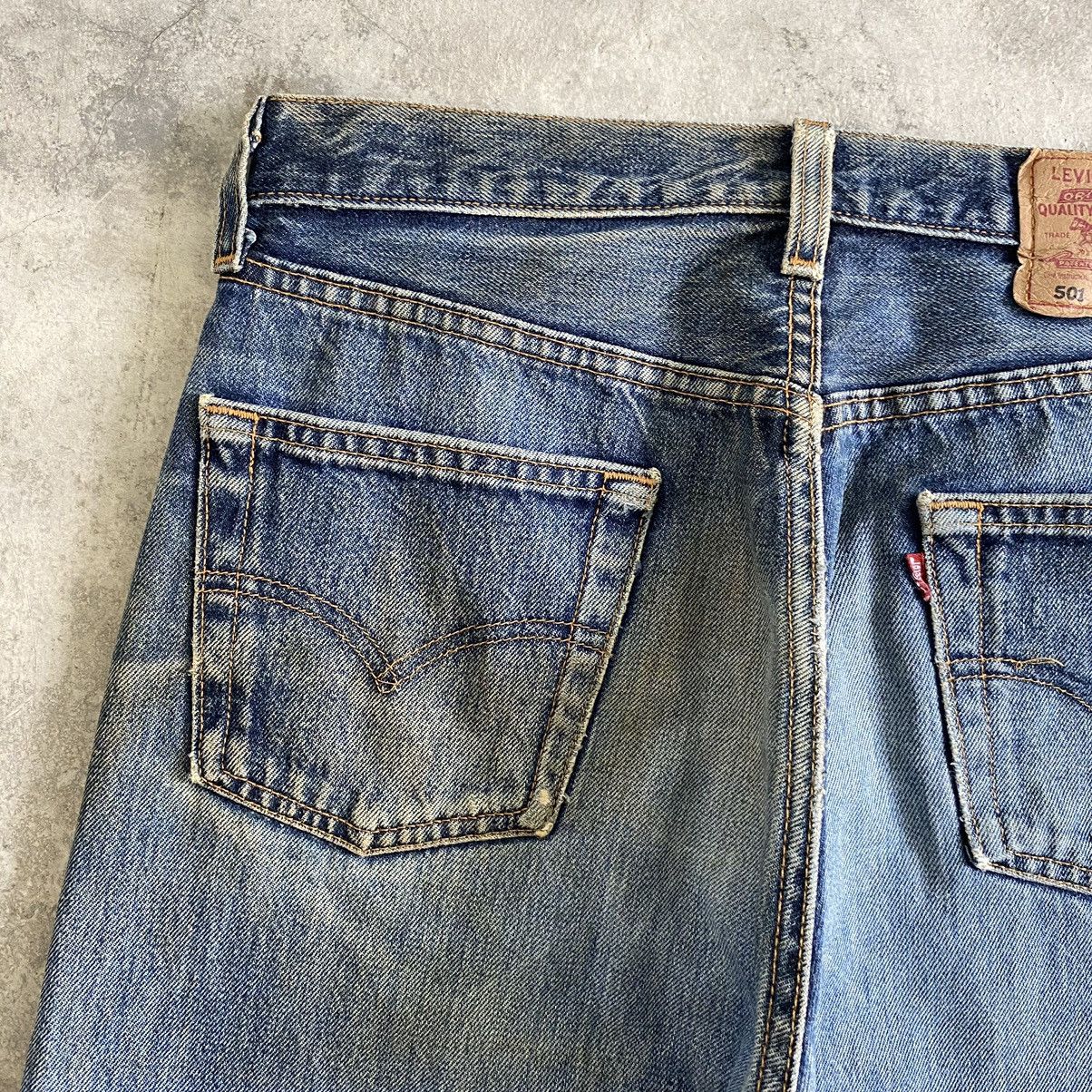 Levi's Vintage 90’s Levis 501 Faded Blue Dirty Denim Jeans Size US 29 - 21 Thumbnail
