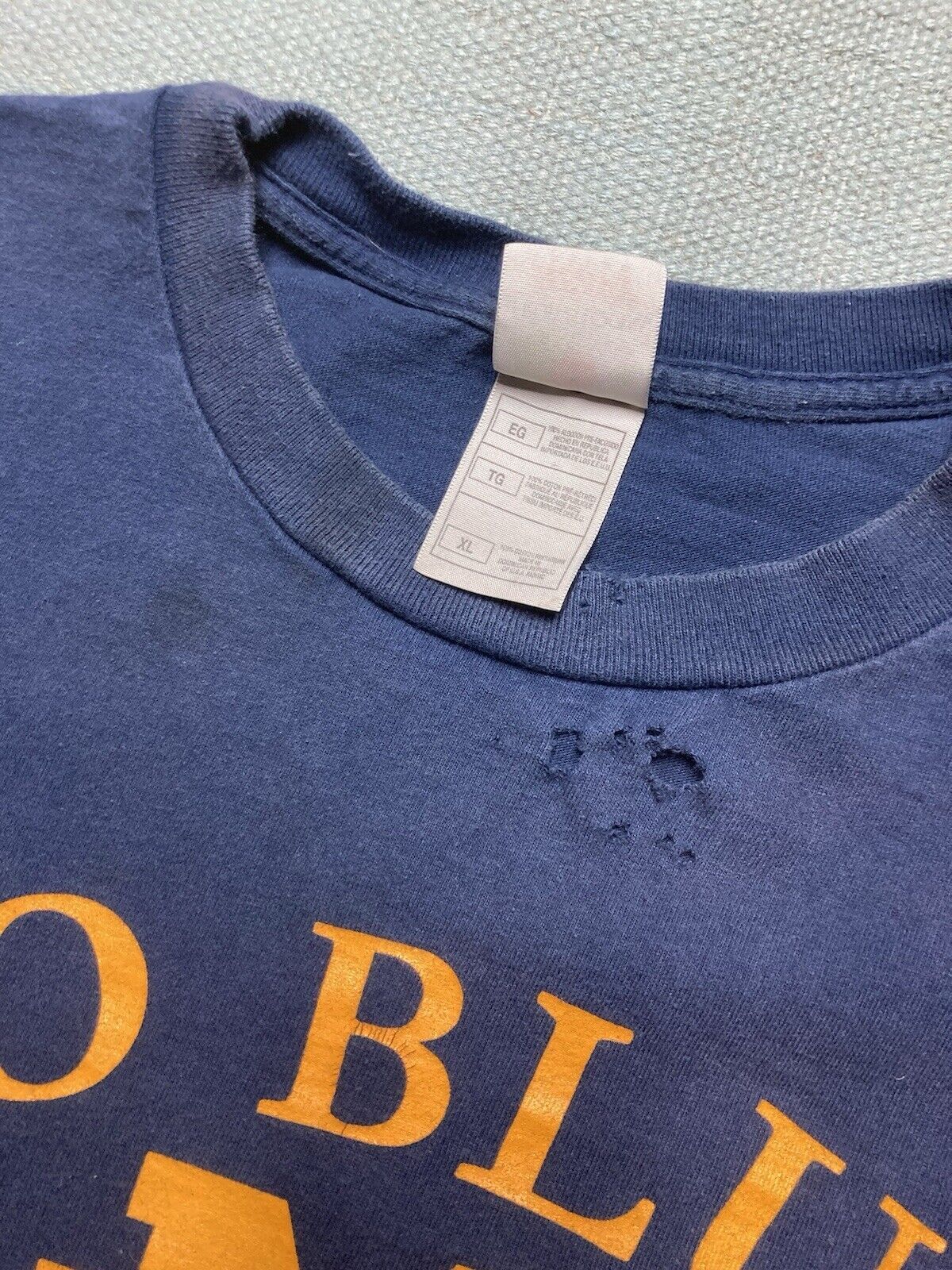 Vintage t shirt university of Michigan wolverines go blue NCAA XL Size US XL / EU 56 / 4 - 5 Thumbnail