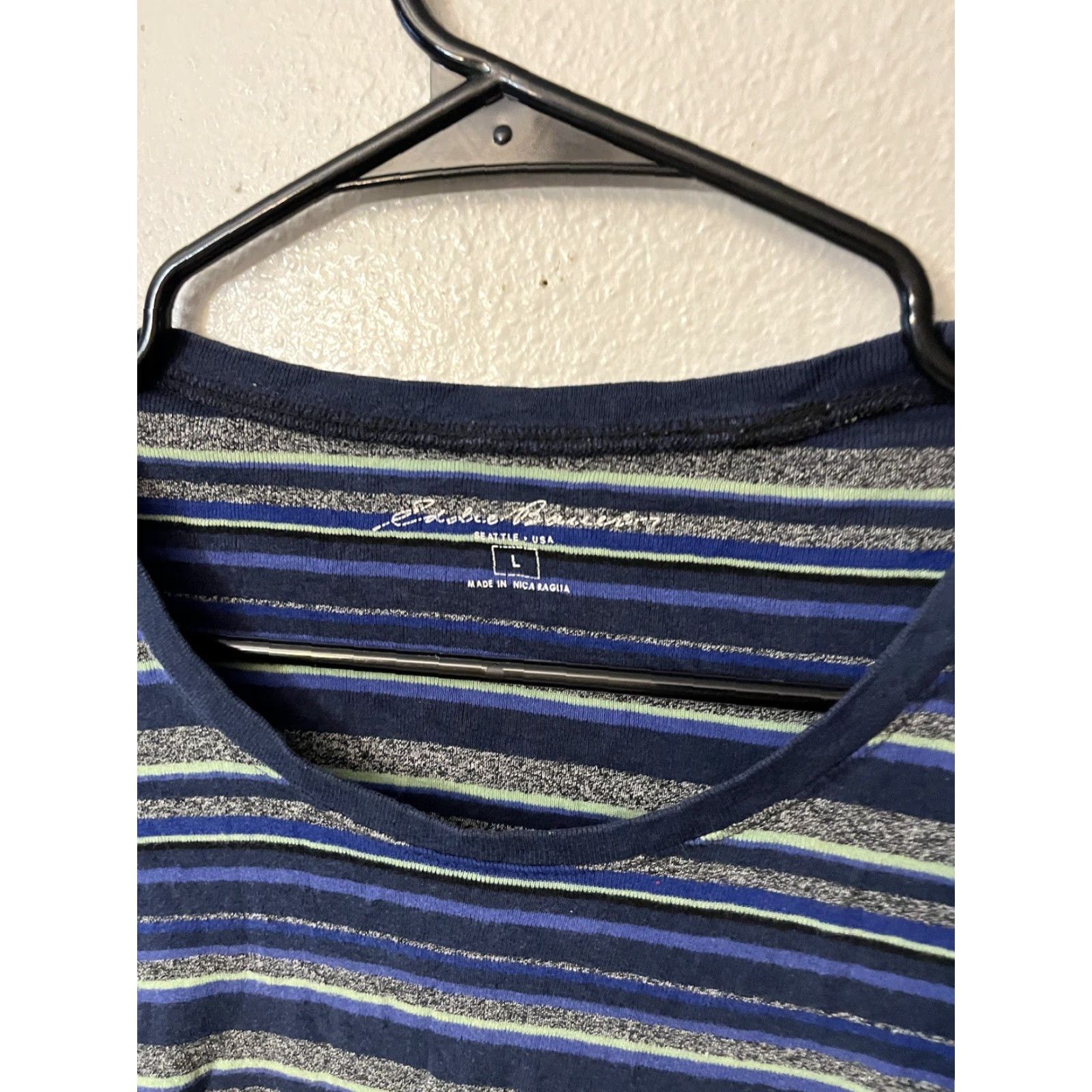 Eddie Bauer VINTAGE Eddie Bauer Women's T-Shirt Size Large Blue Striped Casual Cotton 70s 80s Outdoor Size L / US 10 / IT 46 - 3 Thumbnail